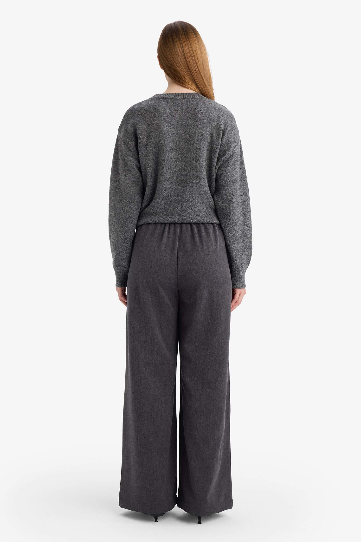 سروال قصة عادية