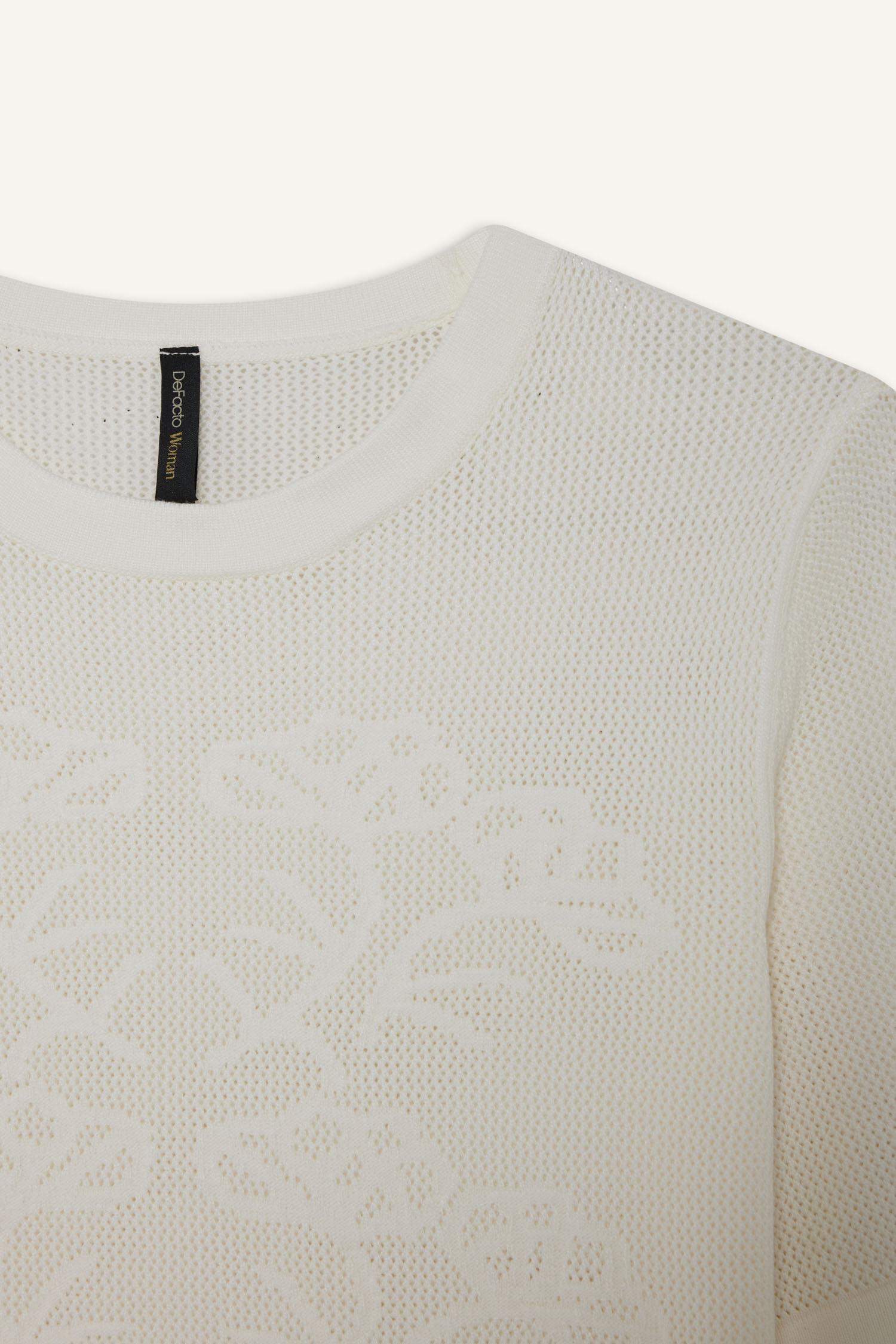 Regular Fit Bisiklet Yaka Ajurlu Kısa Kollu Kazak