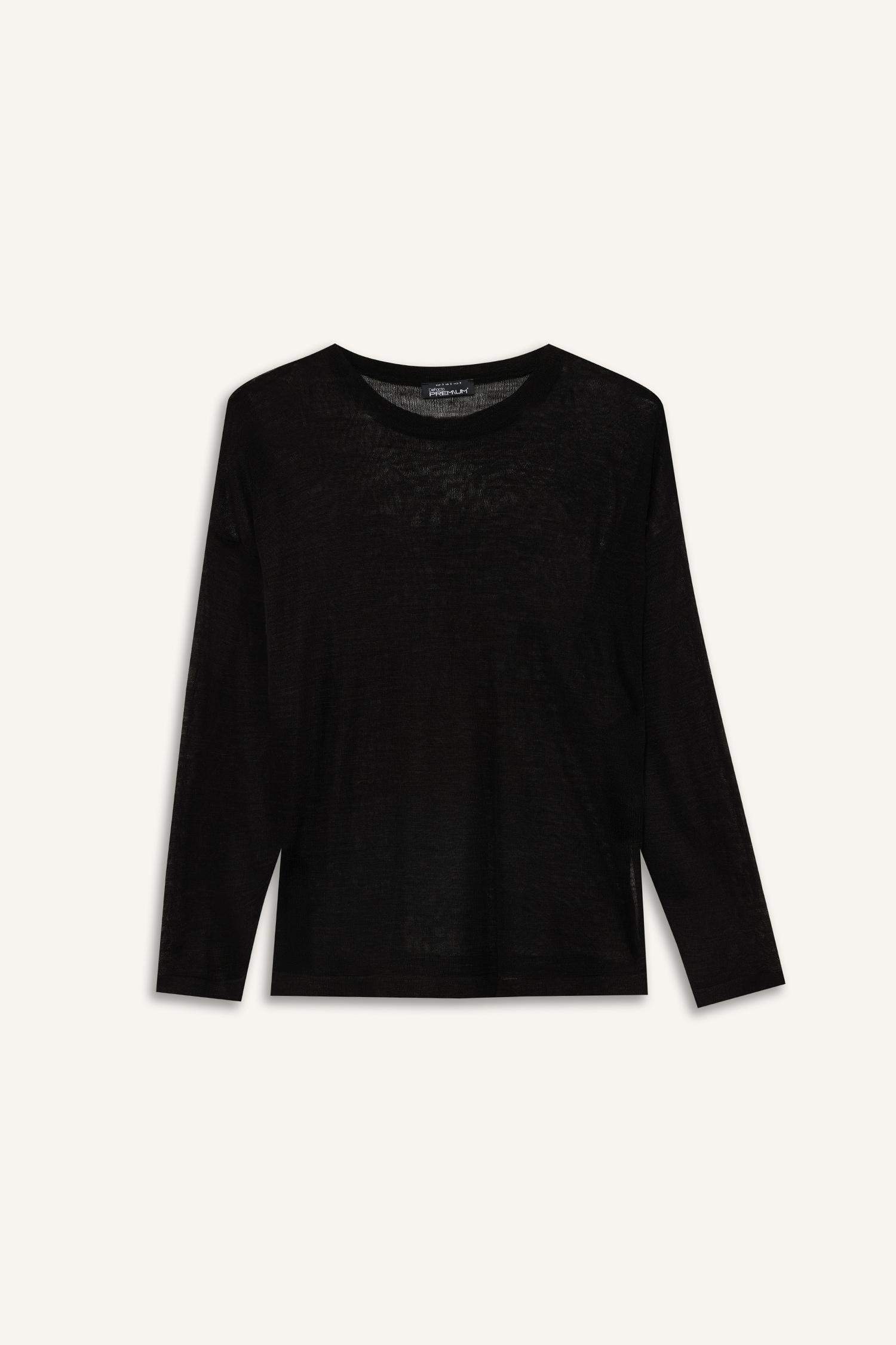 Relax Fit Bisiklet Yaka İnce Triko Kazak