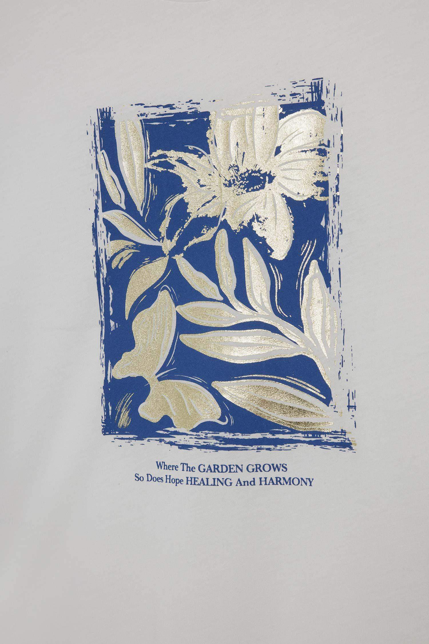 تيشيرت فلورال نص ردن بياخة مستديرة