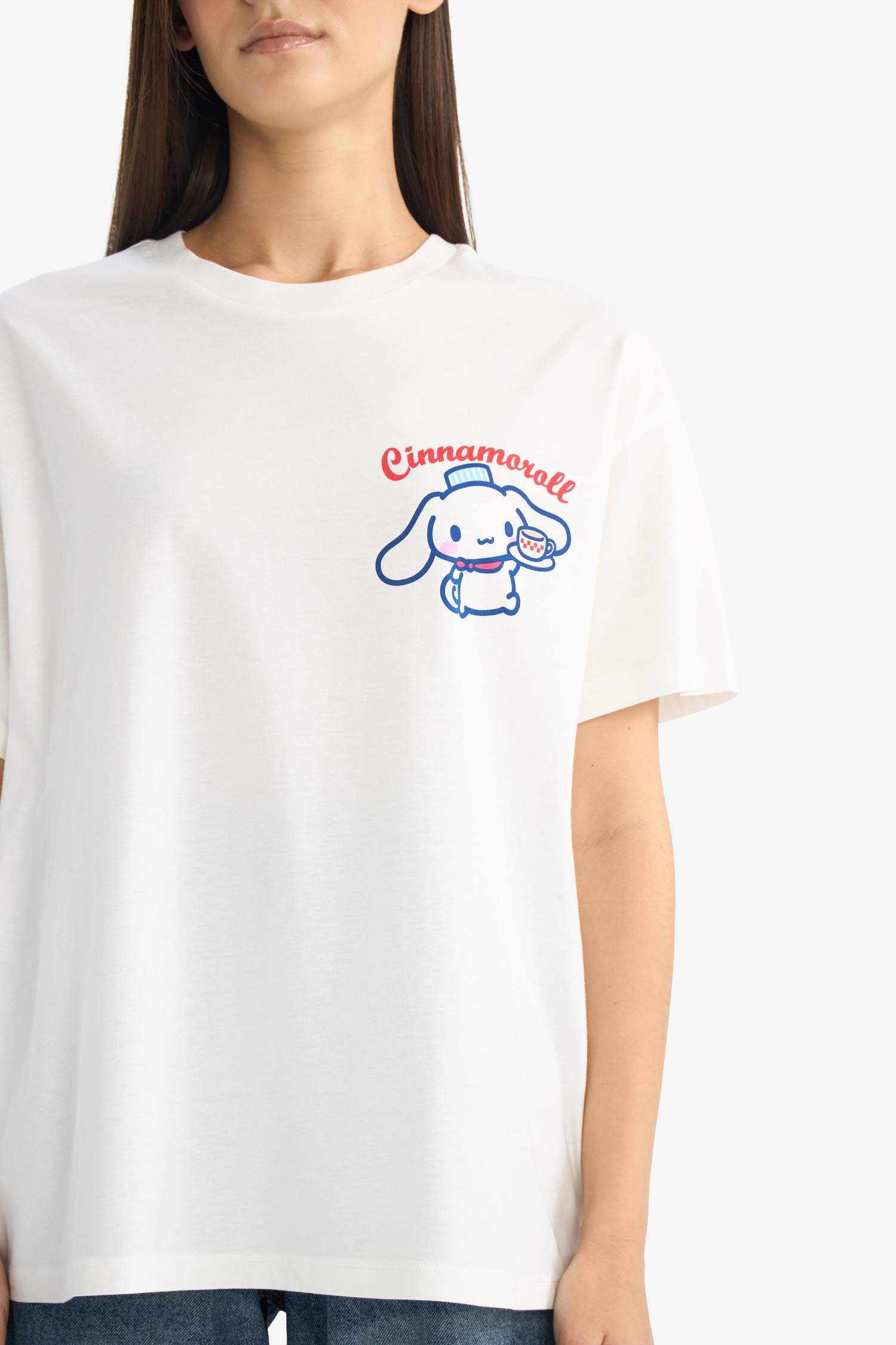 Футболка Hello Kitty Oversize с принтом