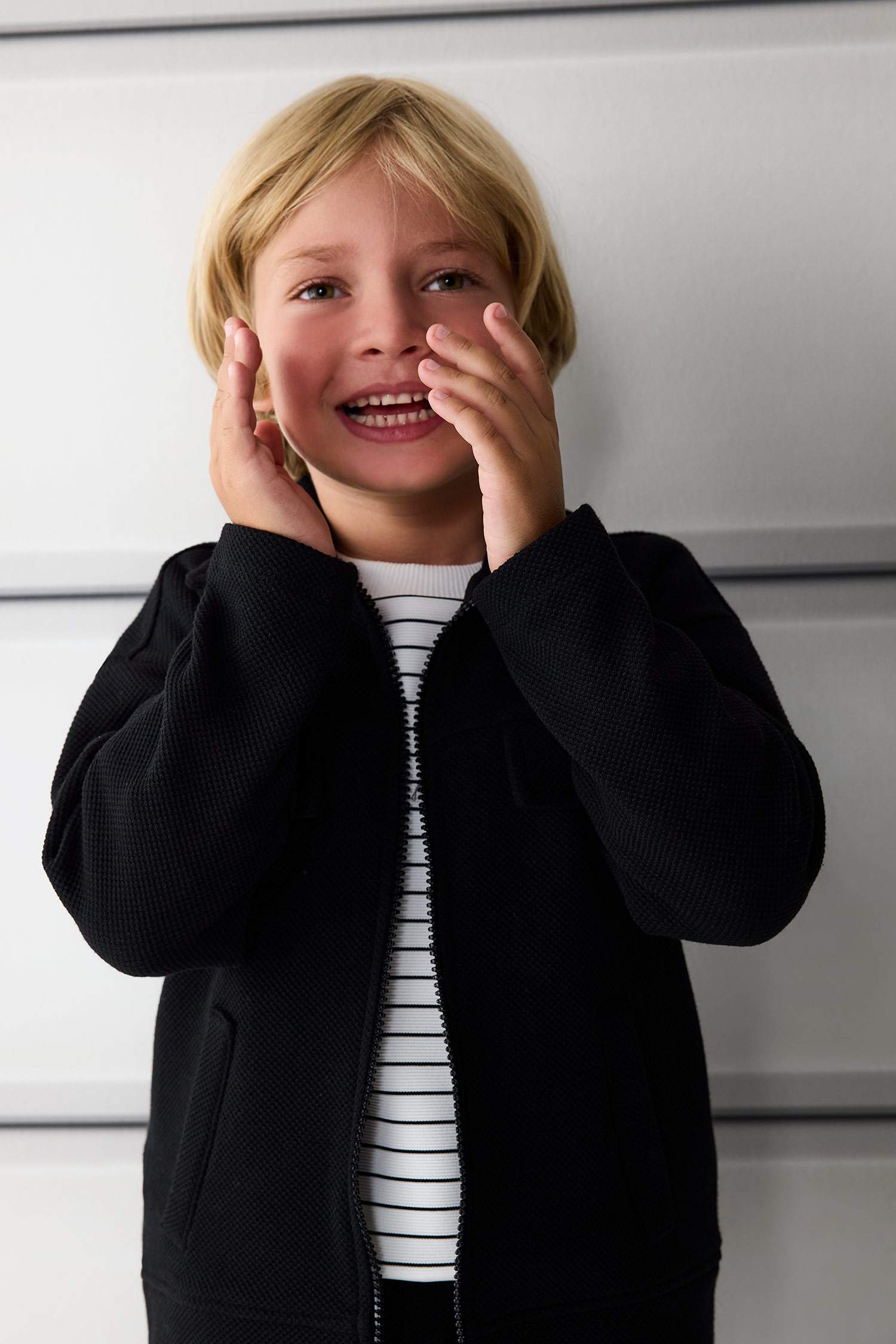 كارديجان بيبي اولادي قصة عادية بياقة قميص