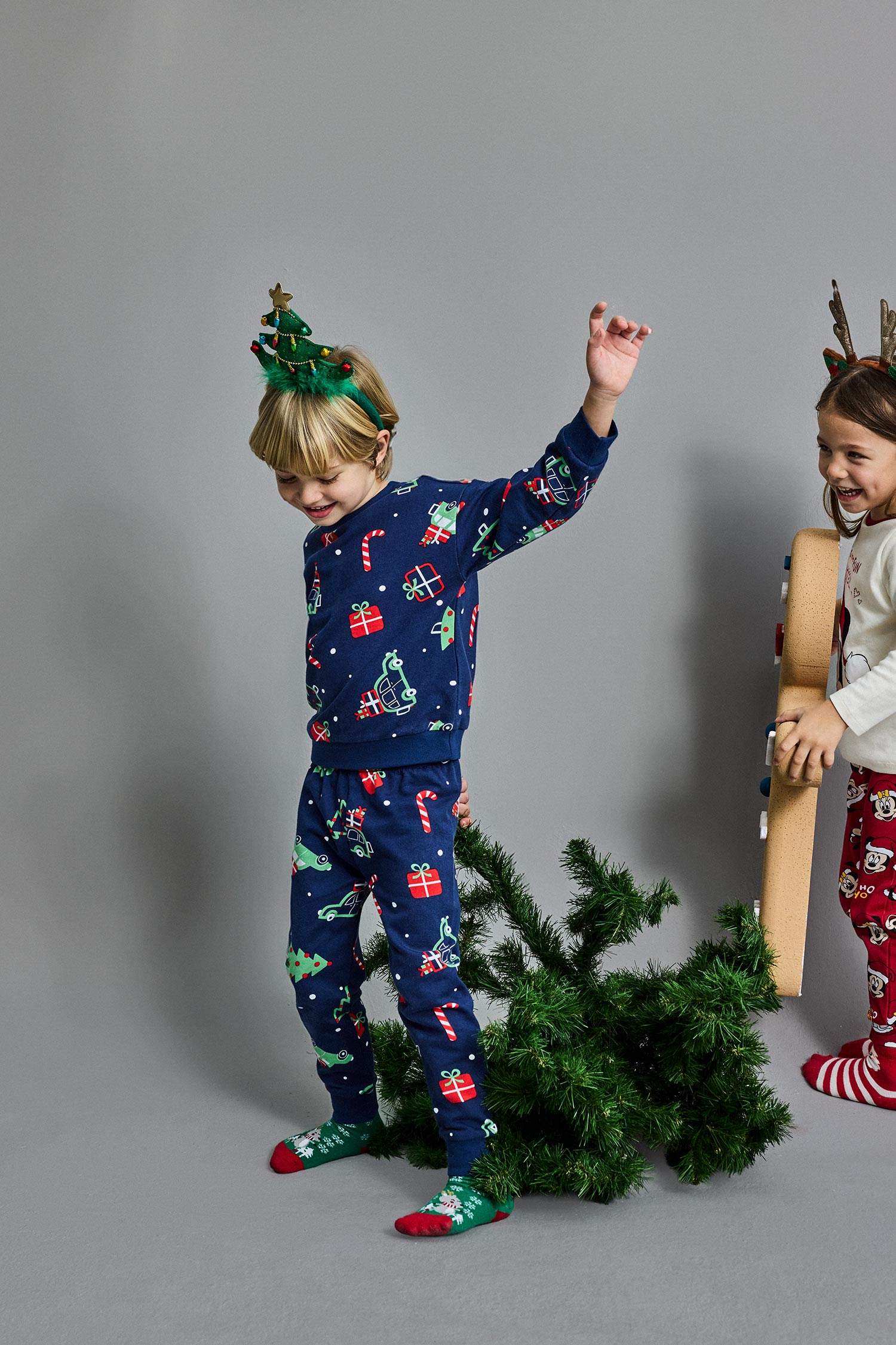 Erkek Bebek Yeni Yıl Baskılı Uzun Kollu İnce Sweatshirt Kumaşı 2'li Takım