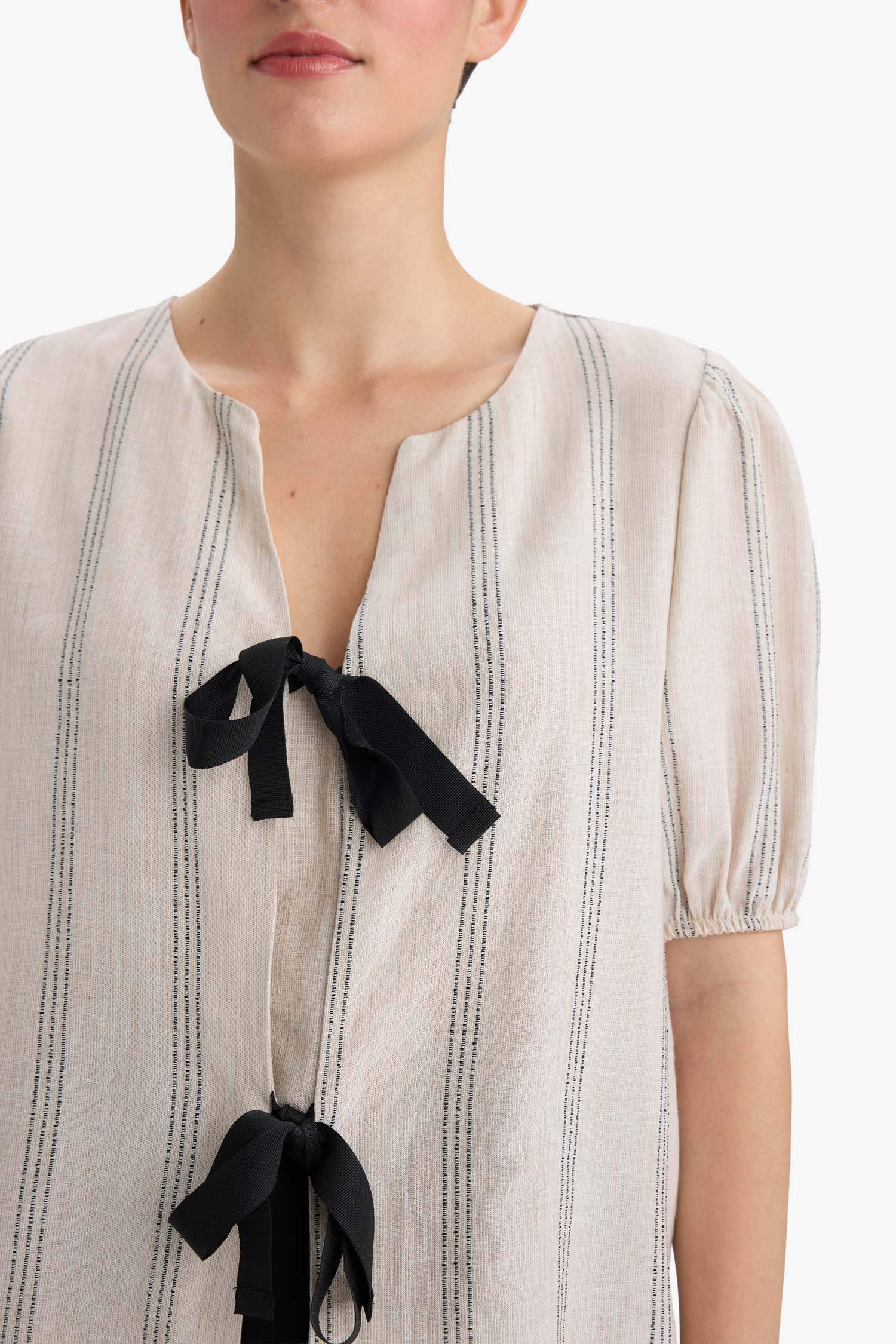 Regular Fit Crew Neck Linen Blend Blouse