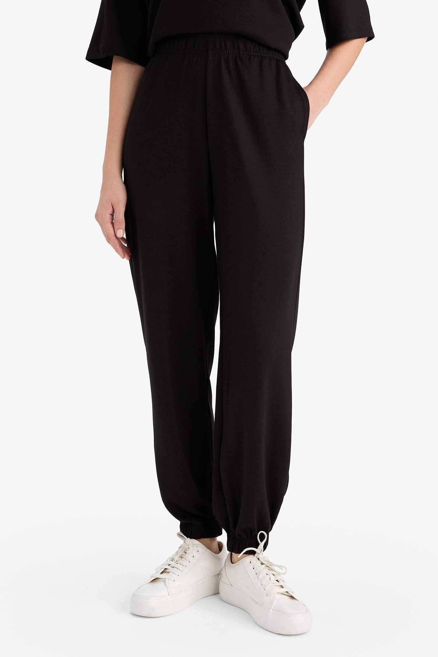 Jogger Fit Basic Düz Cepli Eşofman Altı