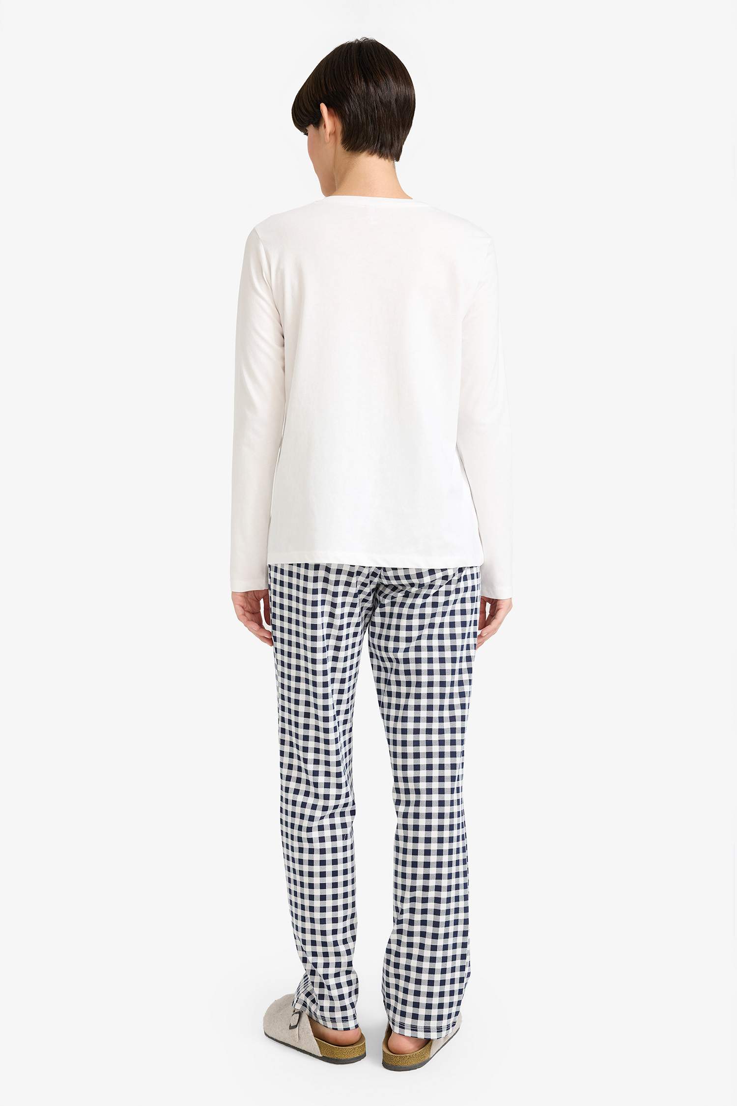 Pijama Takımı Regular Fit Ayıcık Baskılı Uzun Kollu Üst Kareli Uzun Alt-Fall in Love