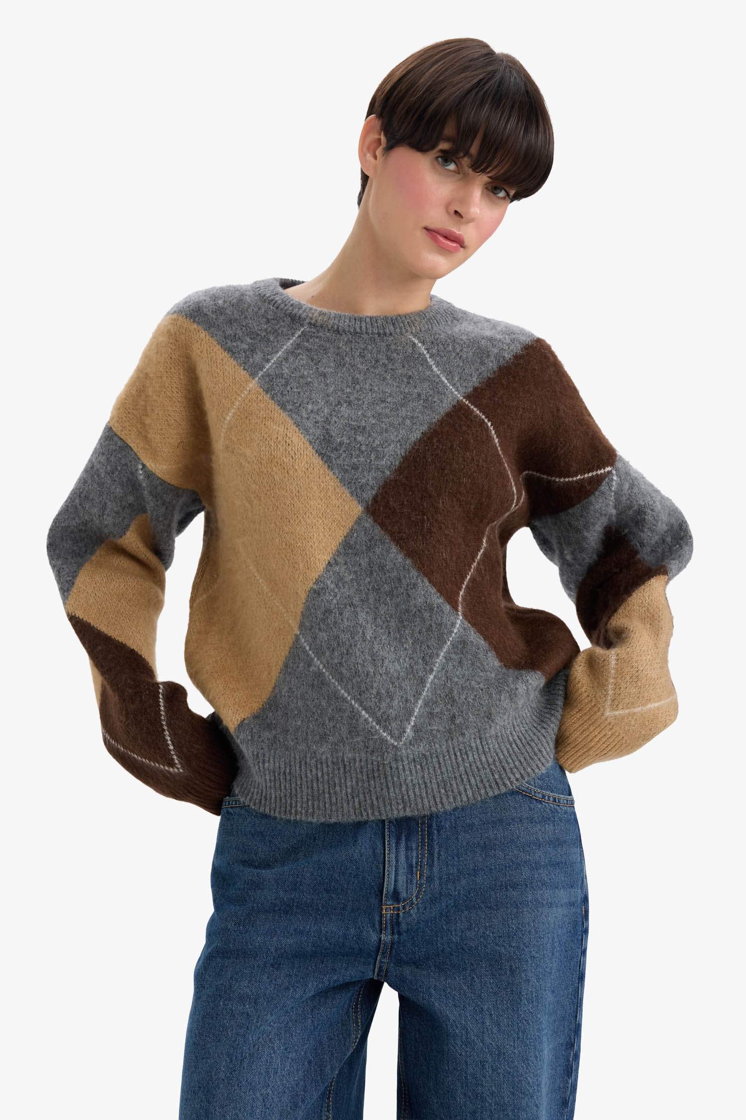 بلوز تريكو قصة مريحة بياقة مستديرة