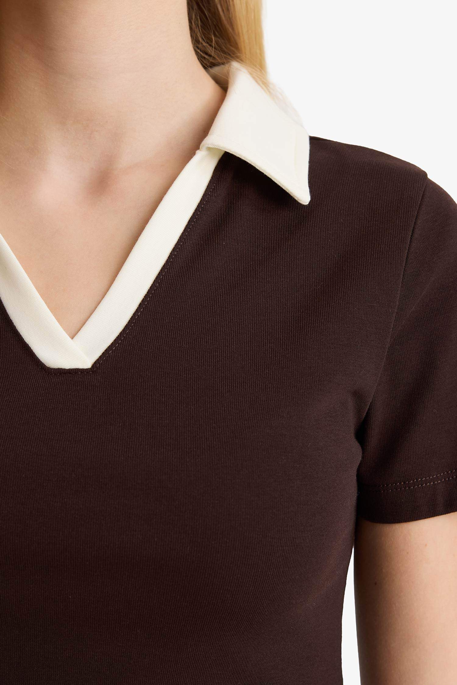 Футболка в рубчик Fitted с коротким рукавом