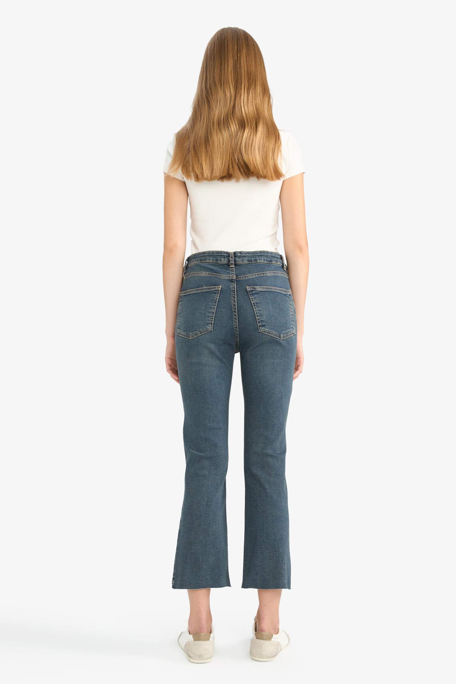 Crop Flare Fit Düşük Bel Bilek Boy Jean Yıkamalı Pantolon