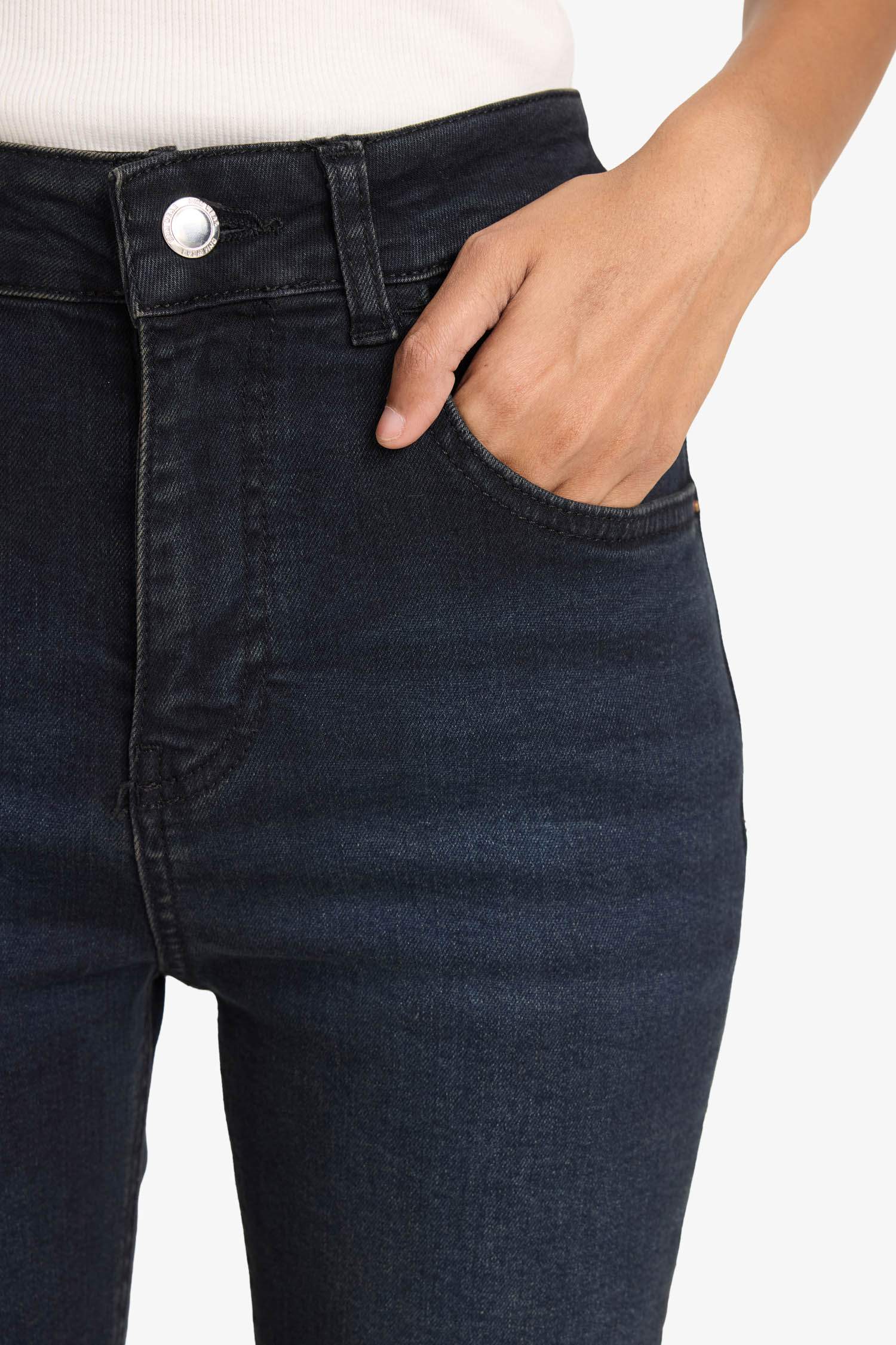 Crop Flare Fit Düşük Bel Bilek Boy Jean Yıkamalı Pantolon