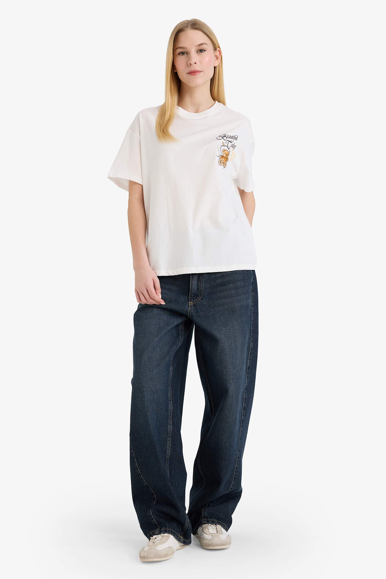 Oversize кең пішімді суретті қысқа жеңді футболка