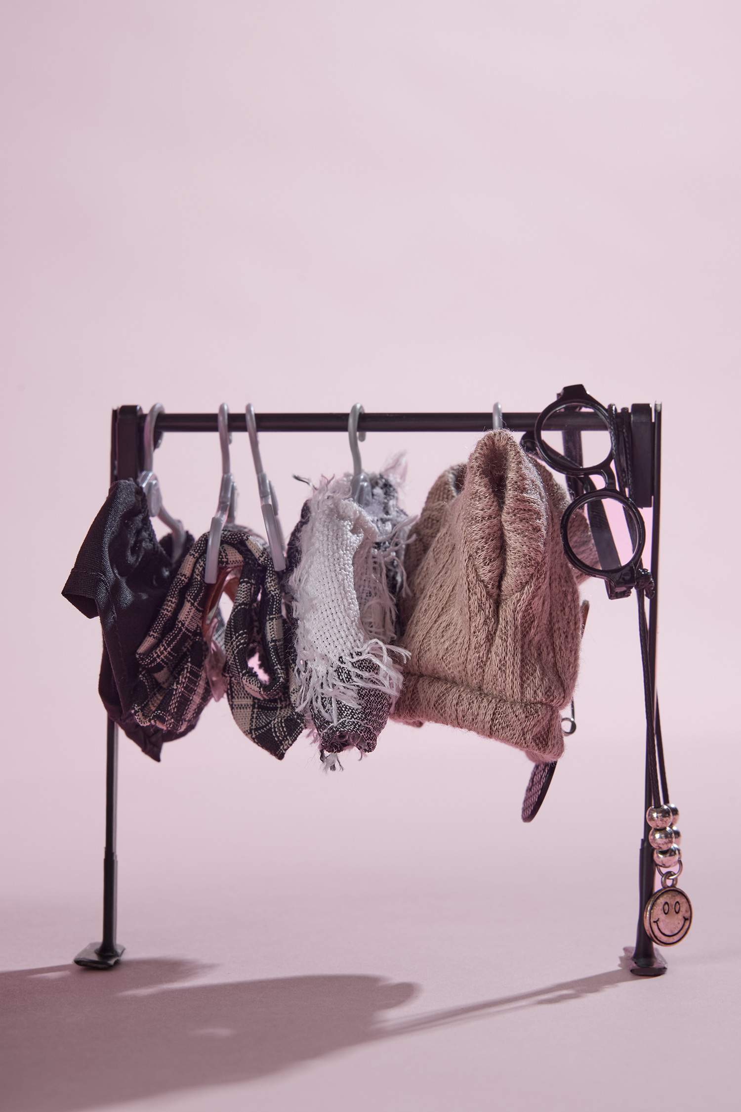 Kadın Kolye Detaylı Giydirilebilir Anahtarlık Kostümü