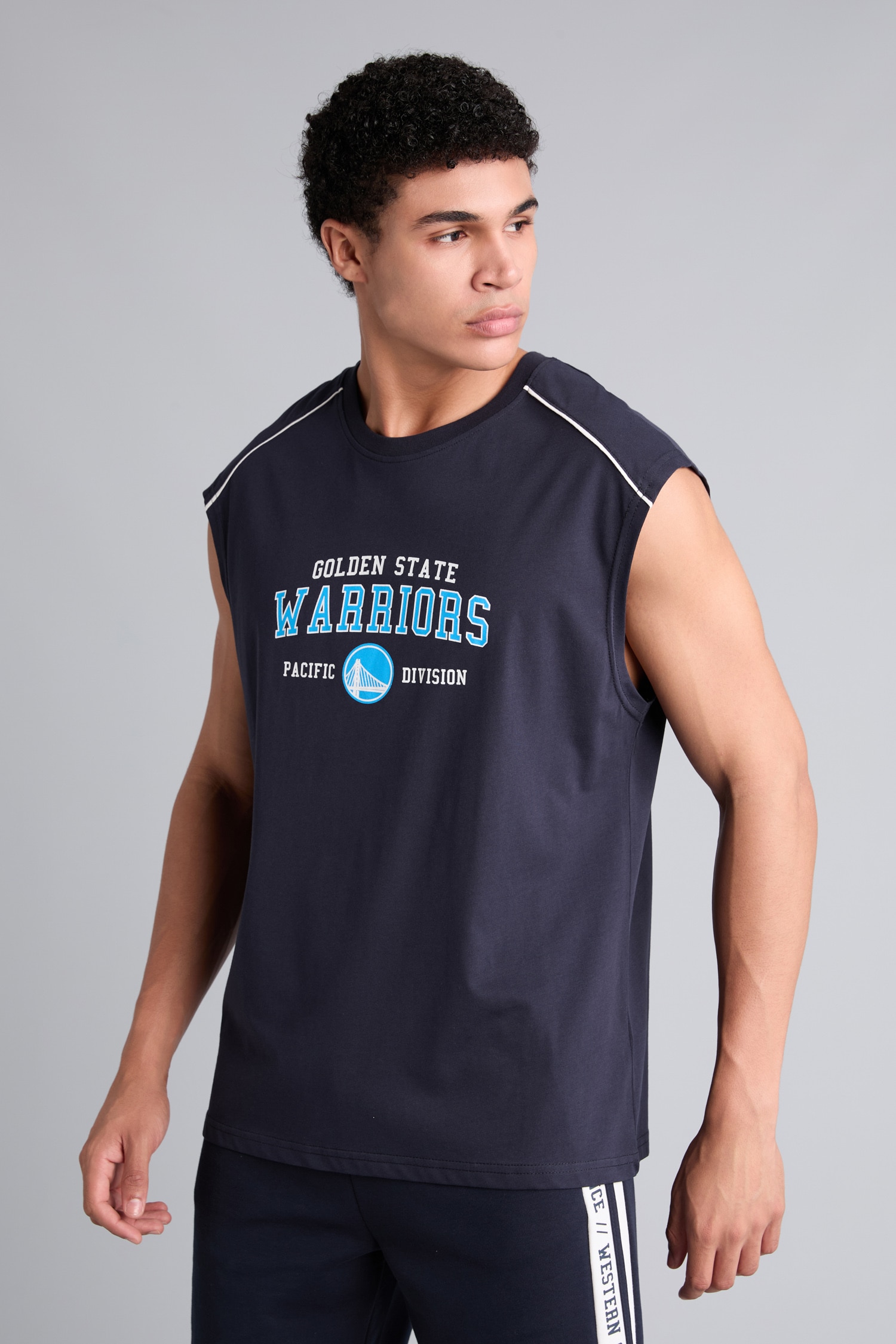 DeFacto %100 Pamuk NBA Golden State Warrıors Oversıze Bisiklet Yaka Atlet görsel 4
