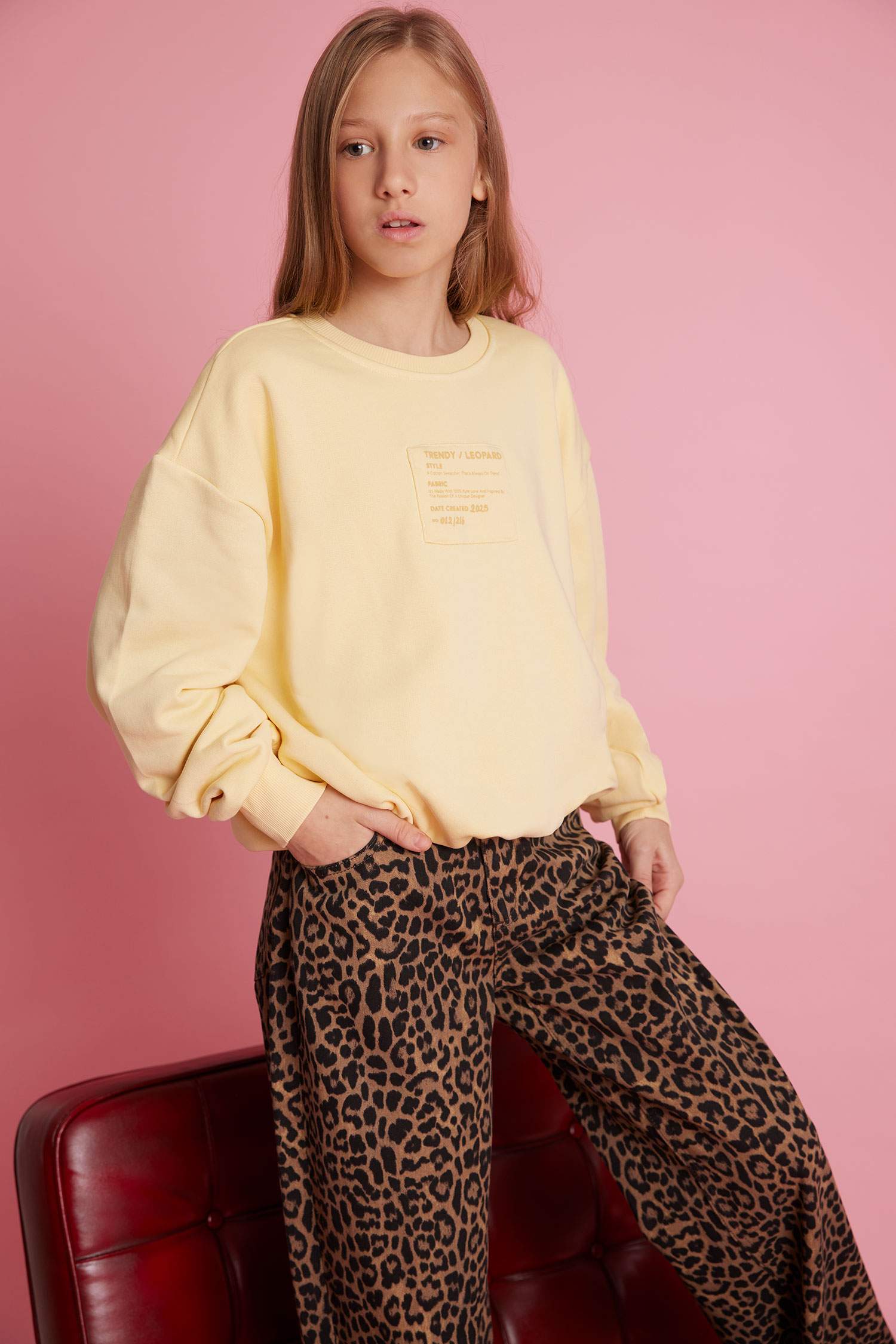 Girl Oversize Loose Fit Crew Neck Printed Sweatshirt