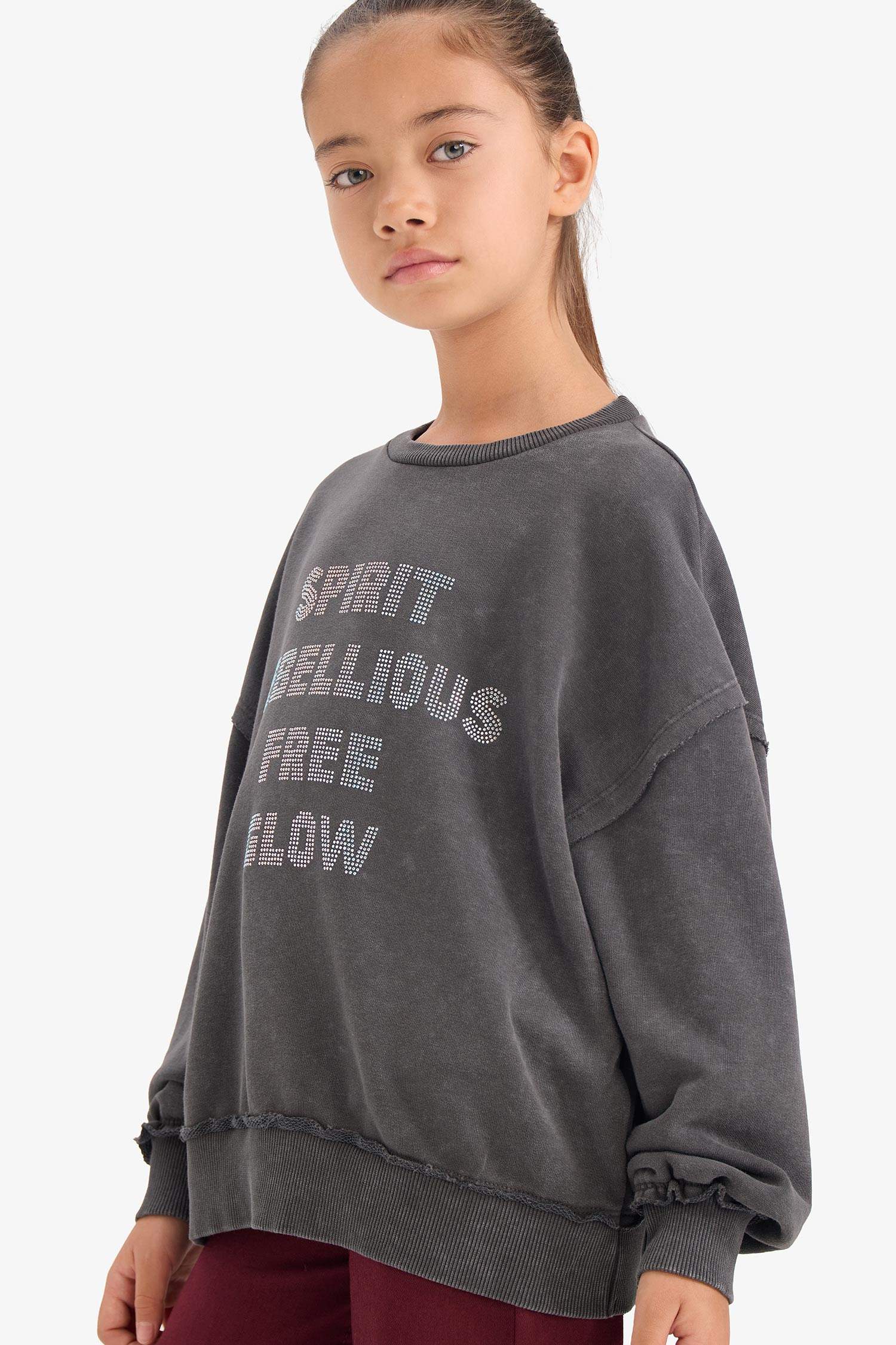 Oversize Fit Crew Neck Sweatshirt