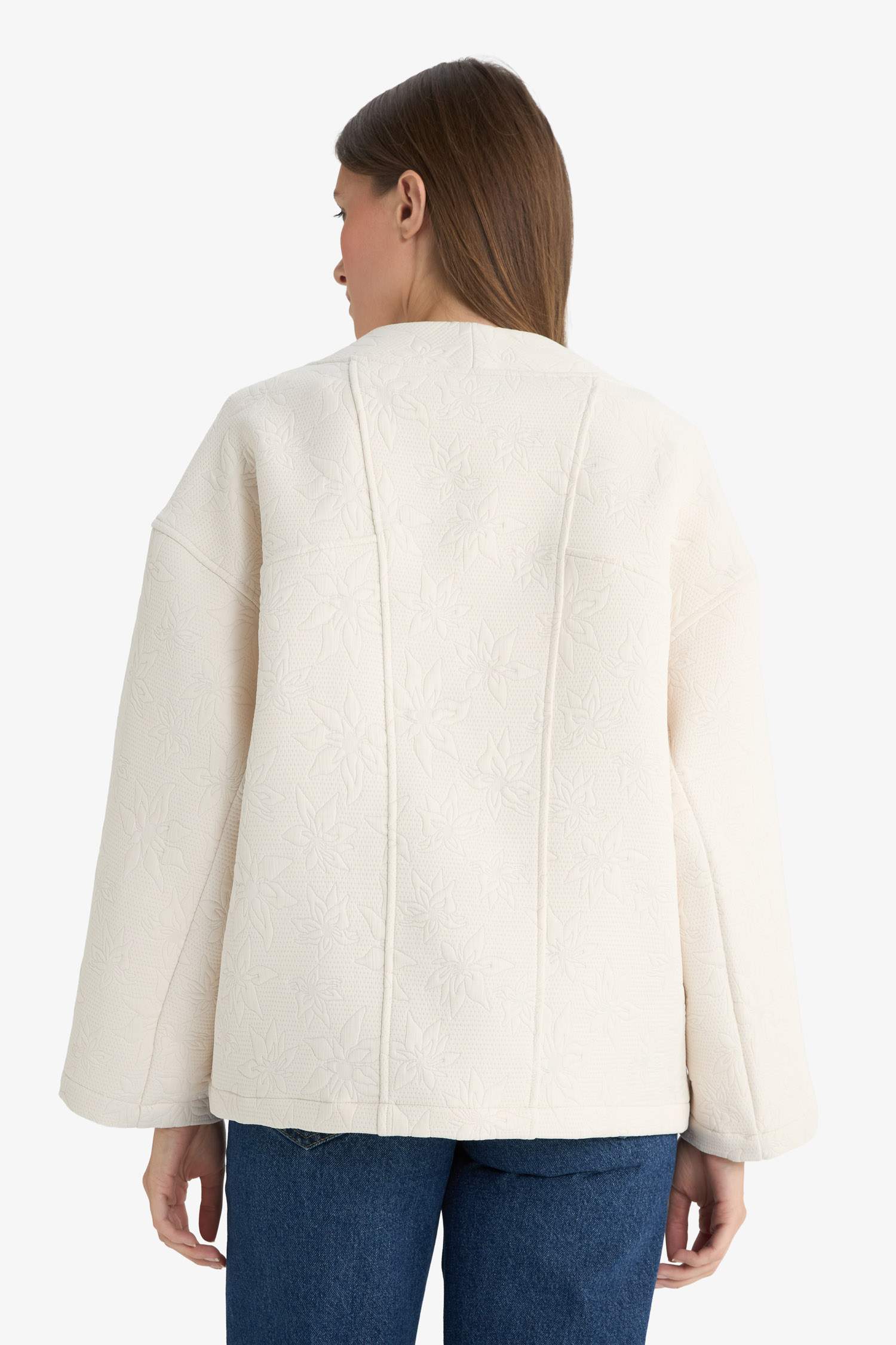 فيست بليزر قصة عادية بياقة V مطبوعة