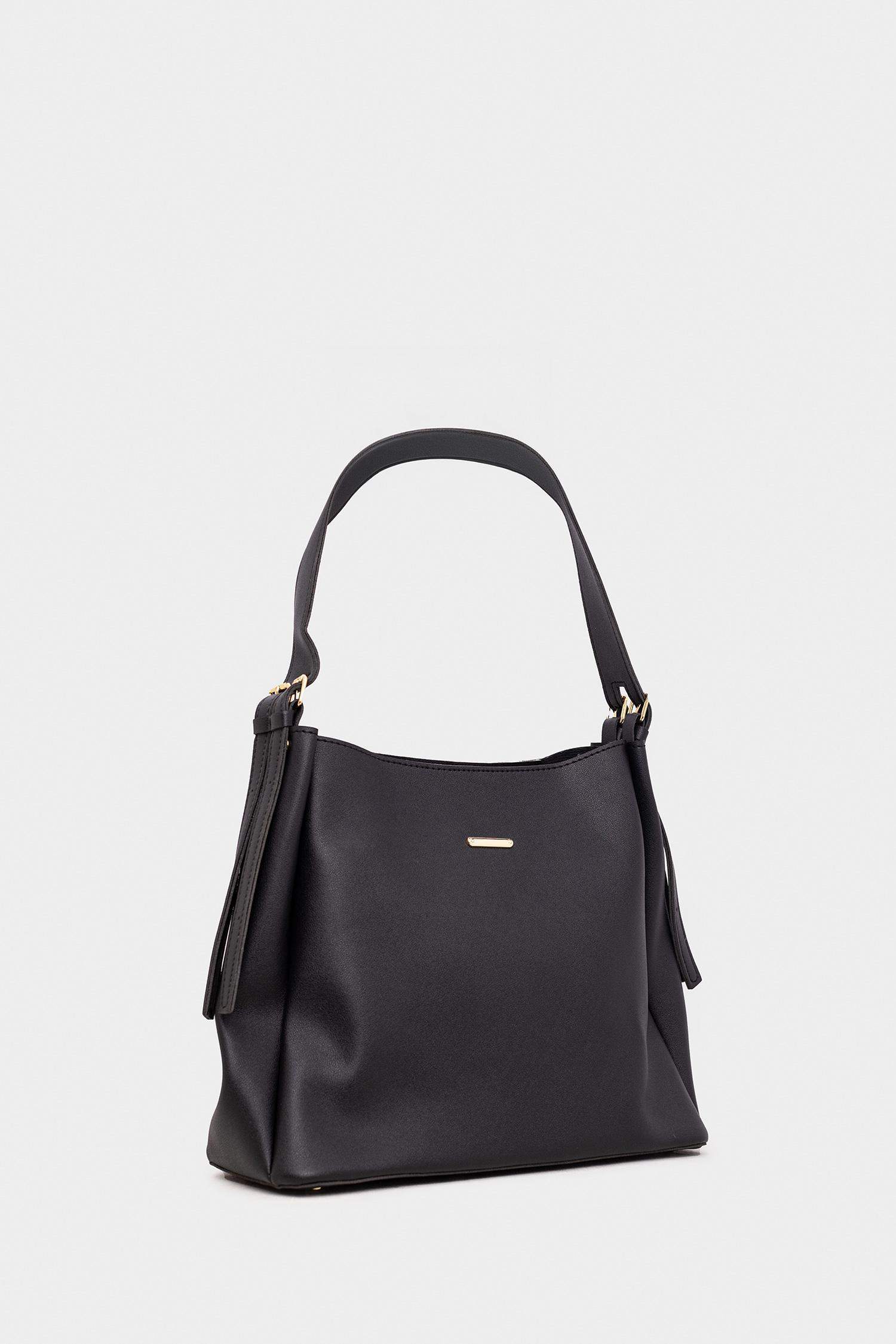 شنطة كتف حريمي