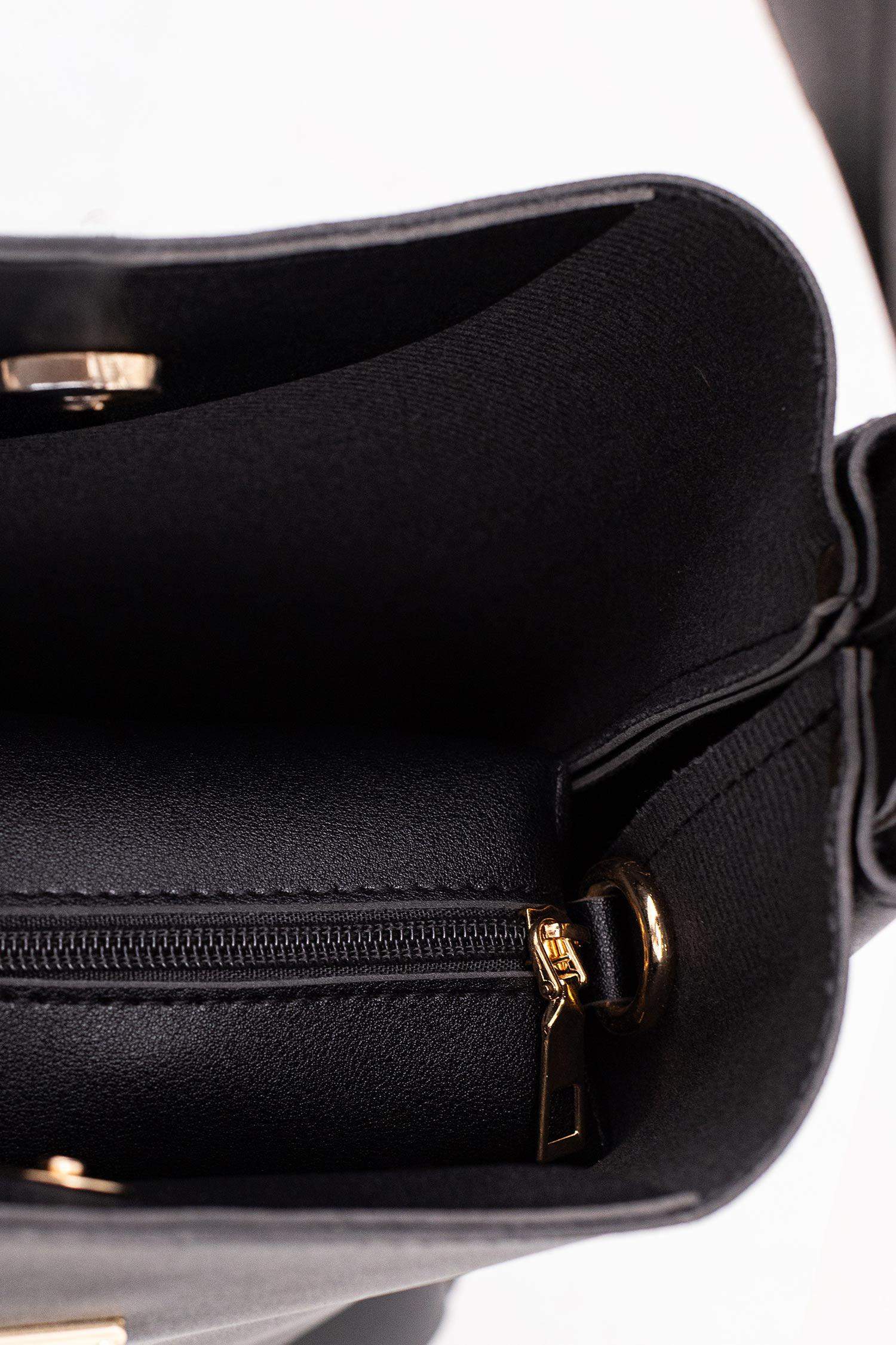 شنطة كتف حريمي