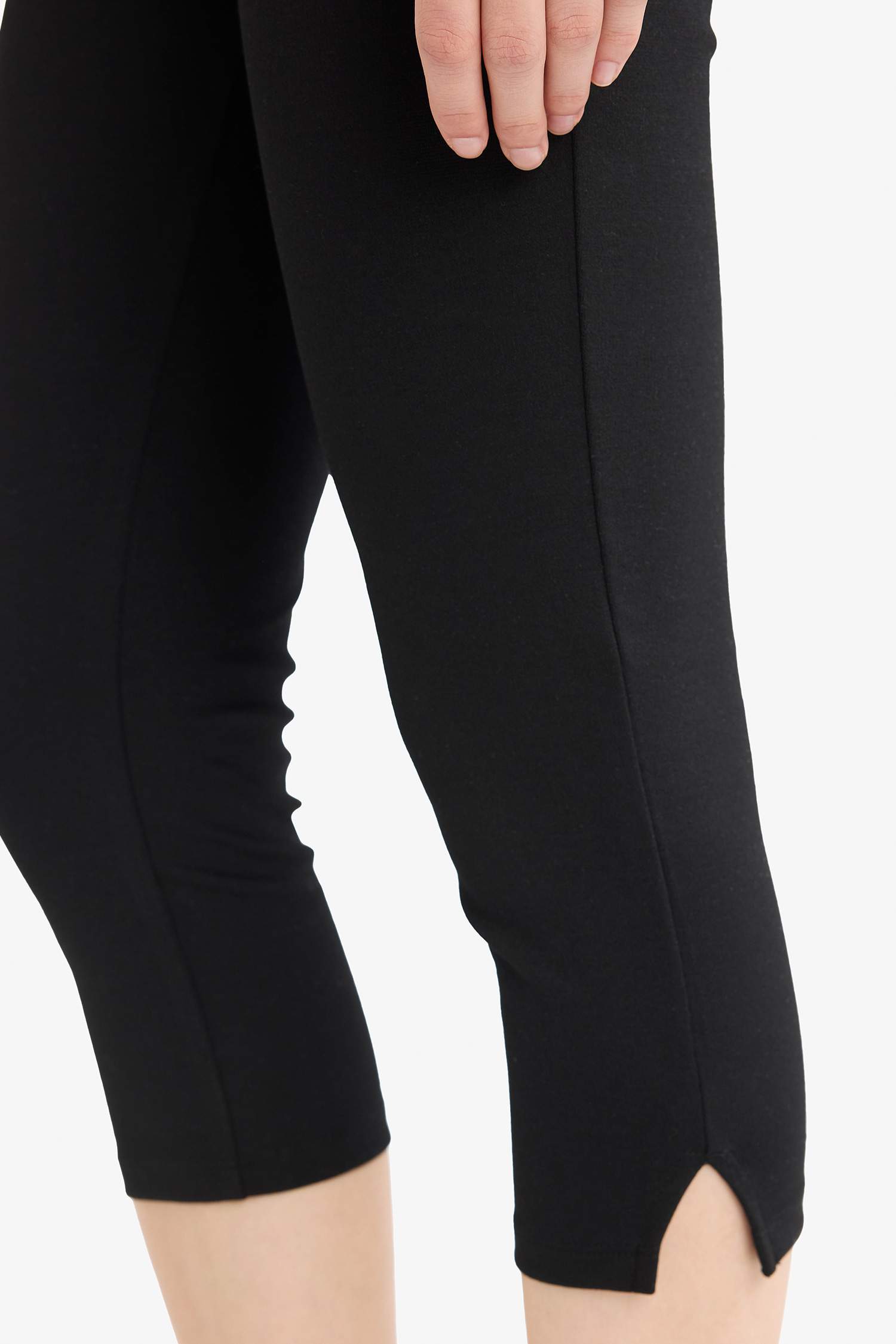 Pens Detaylı Kısa Tayt