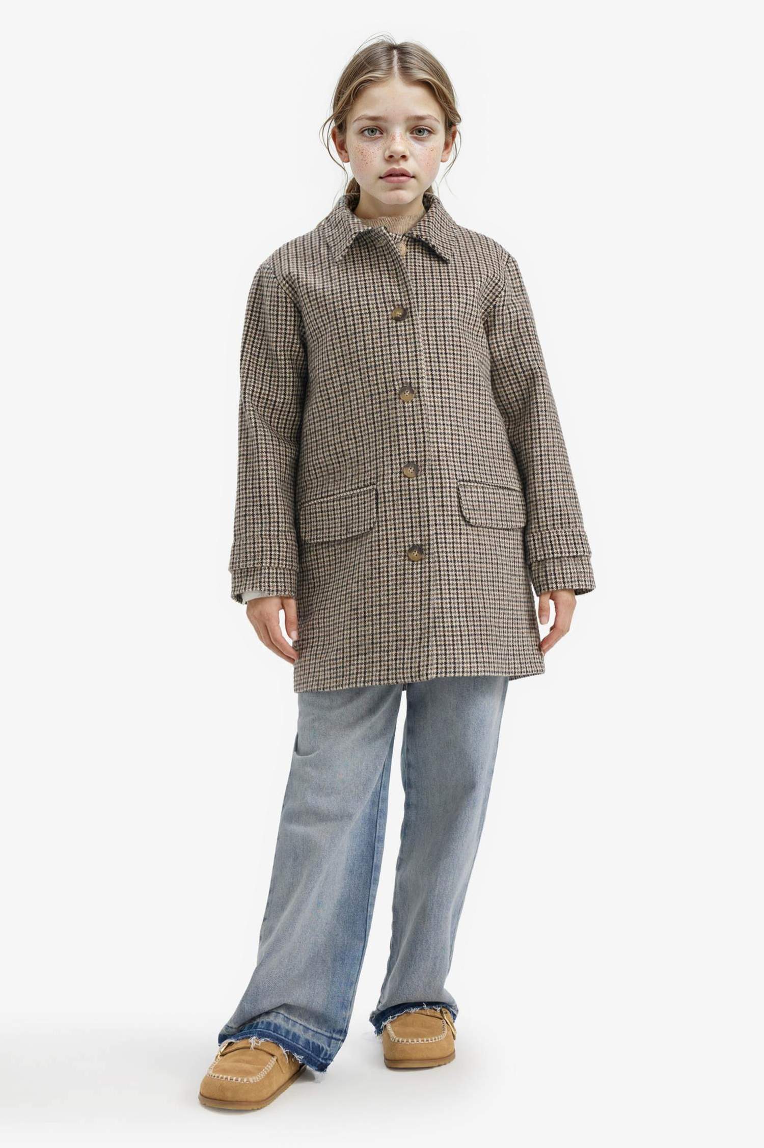 جاكيت خفيف بناتي بياخة قميص