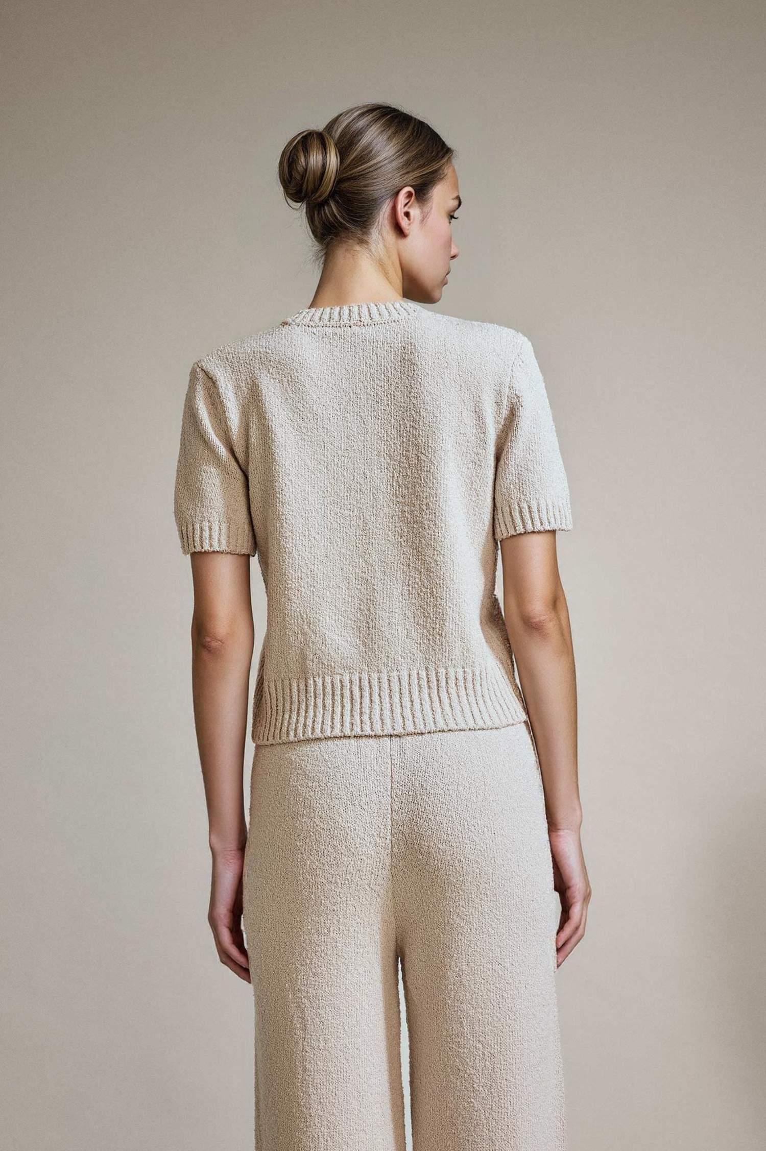 Regular Fit Düğmeli Kısa Kollu Hırka