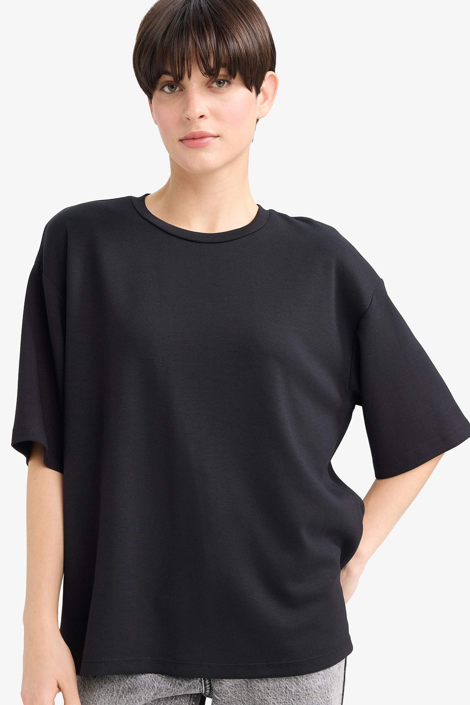 Relax Fit Bisiklet Yaka Basic Düz Kısa Kollu Tişört