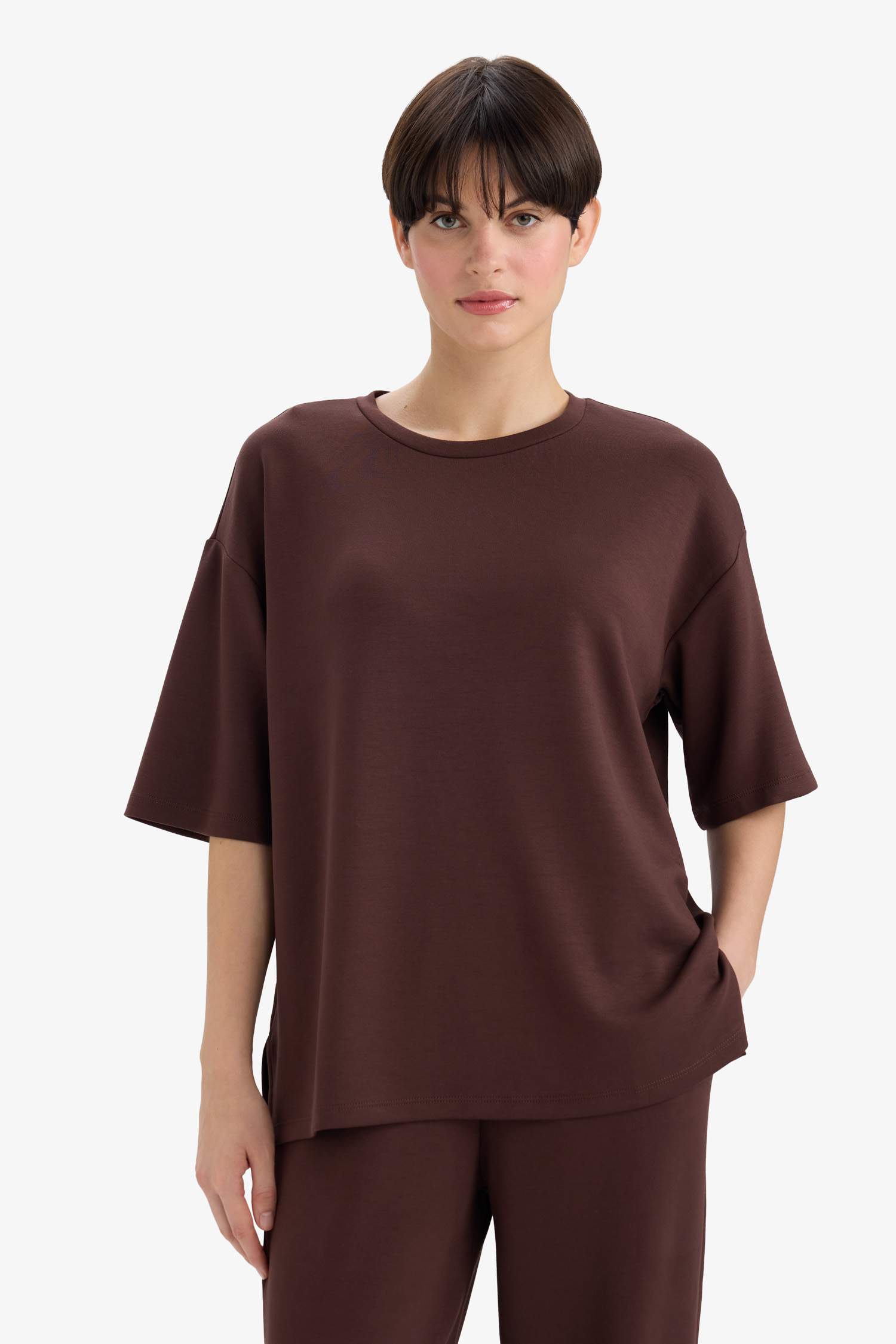 Relax Fit Bisiklet Yaka Basic Düz Kısa Kollu Tişört