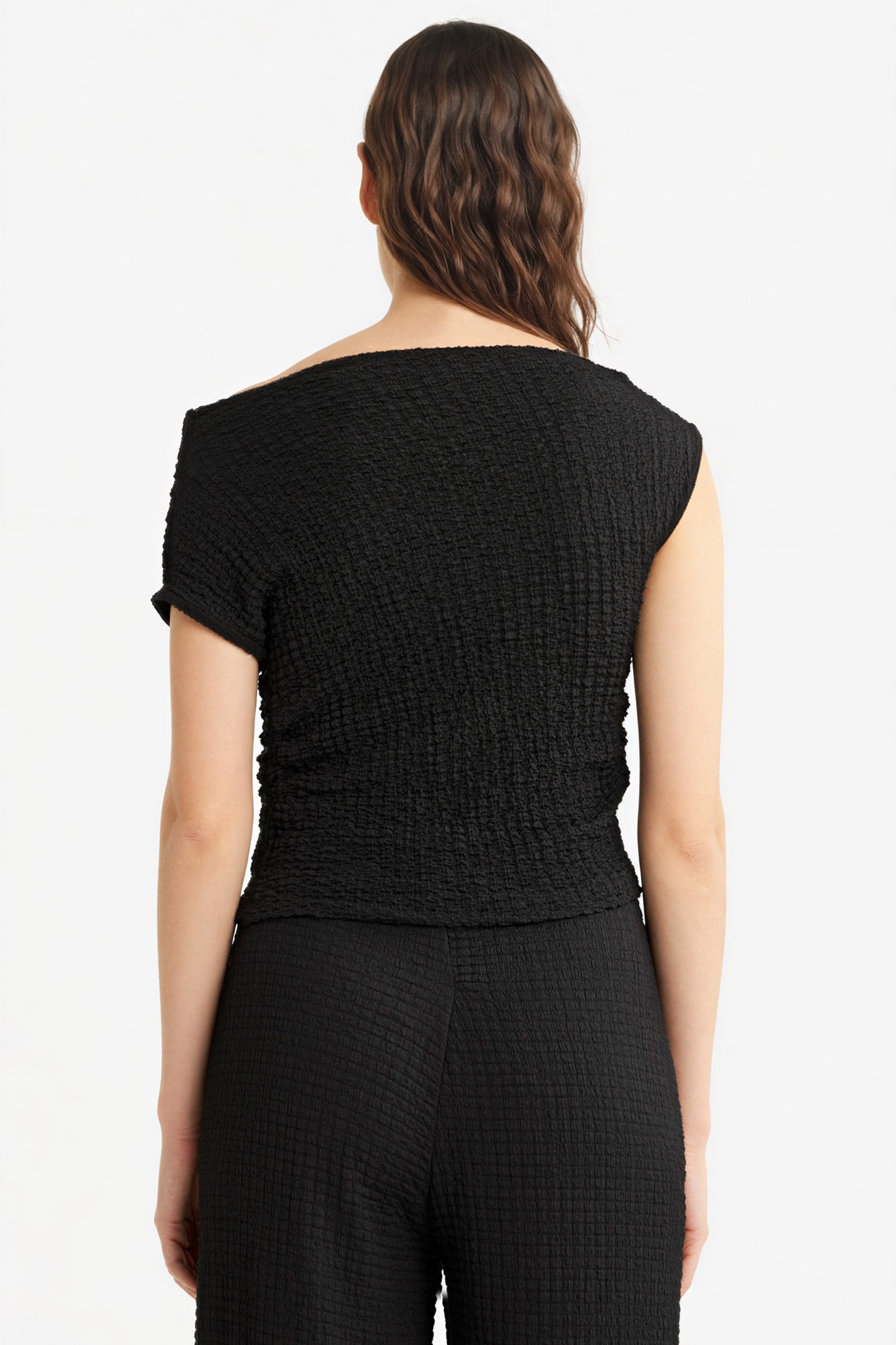 DeFacto Slim Fit Dar Kesim Tek Omuzlu Kırışık Dokulu Bluz görsel 3