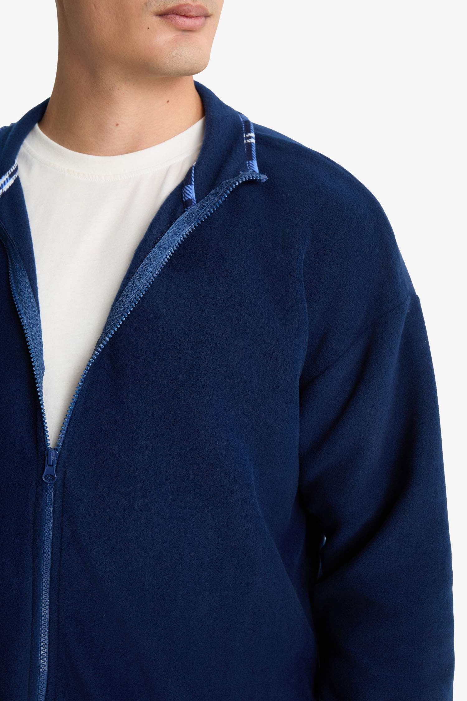 Regular Fit Polar Fleece Zippered Top