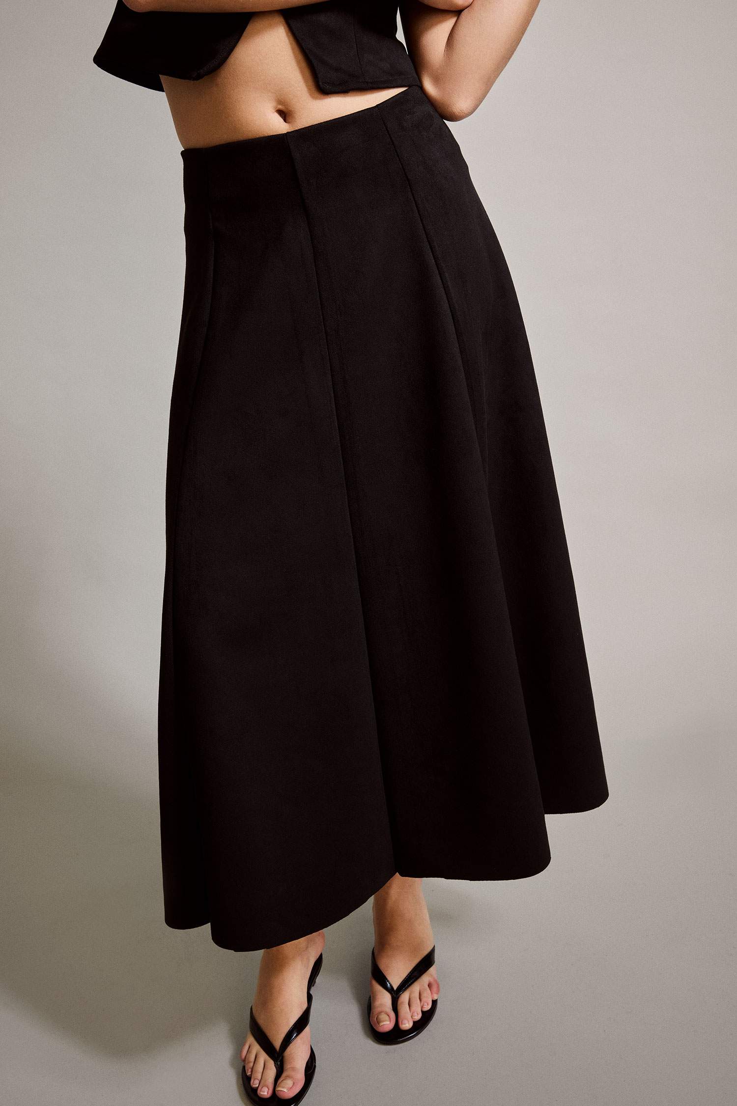 Süet Pileli Midi Etek