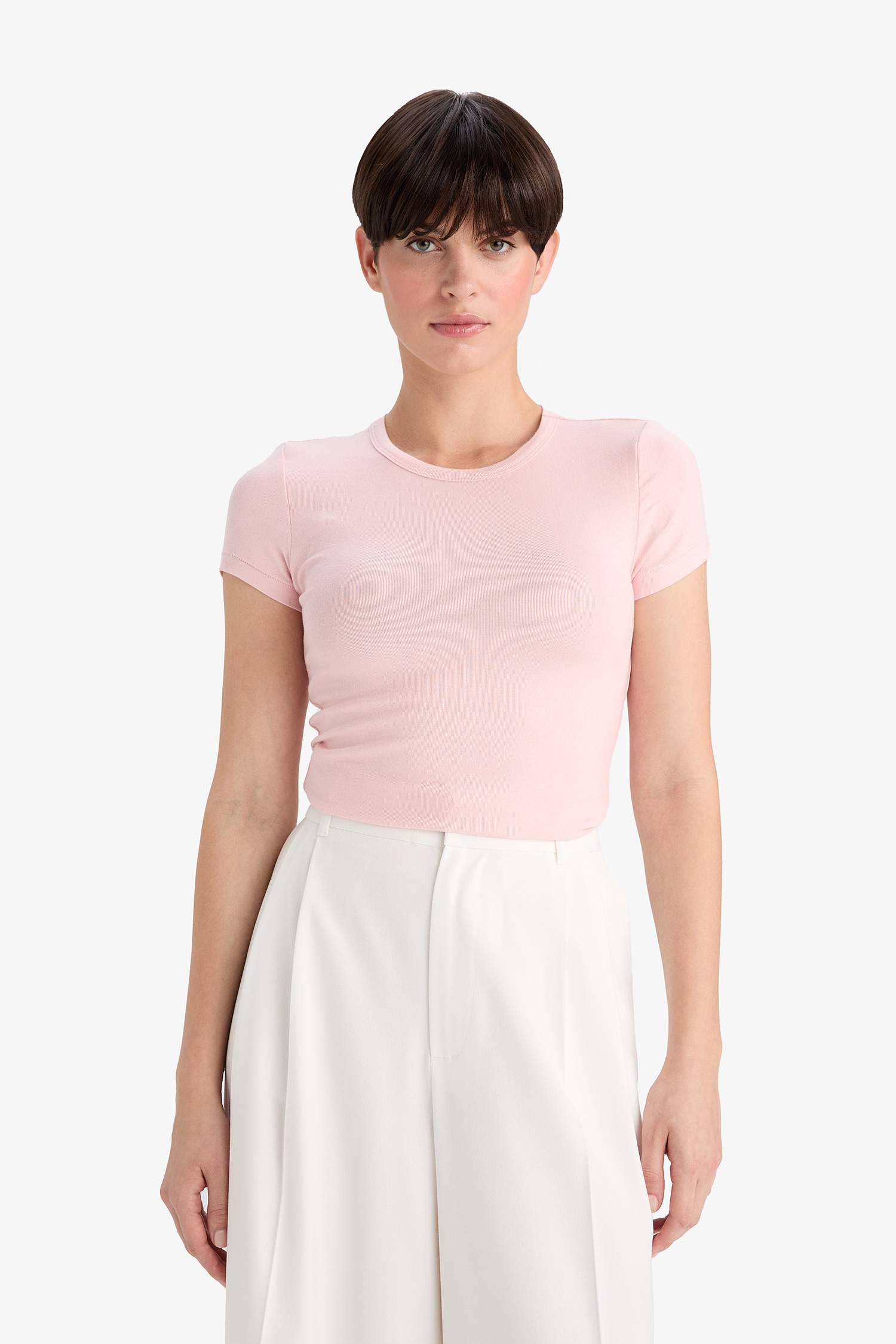 Slim Fit Dar Kesim Bisiklet Yaka Kısa Kollu Tişört