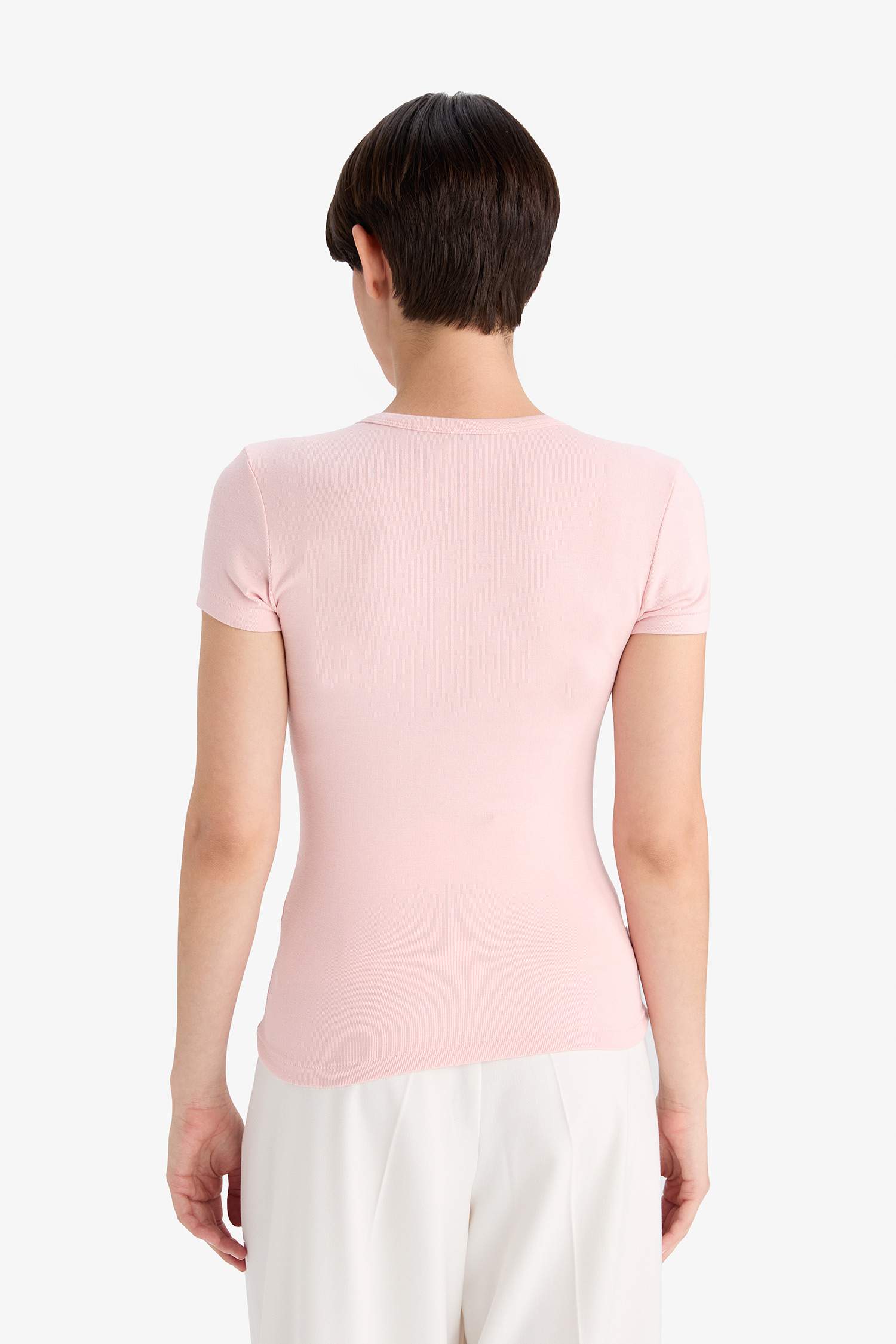 Slim Fit Dar Kesim Bisiklet Yaka Kısa Kollu Tişört