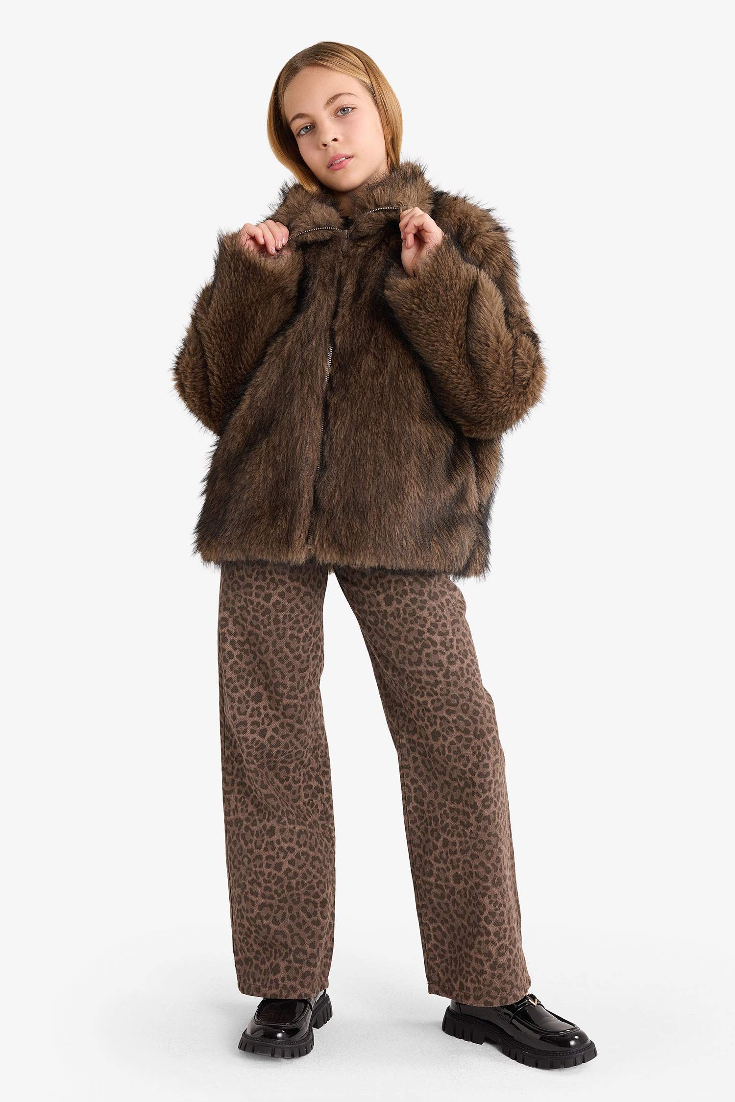 Kız Çocuk Dik Yaka Fermuarlı Suni Kürk Mont 