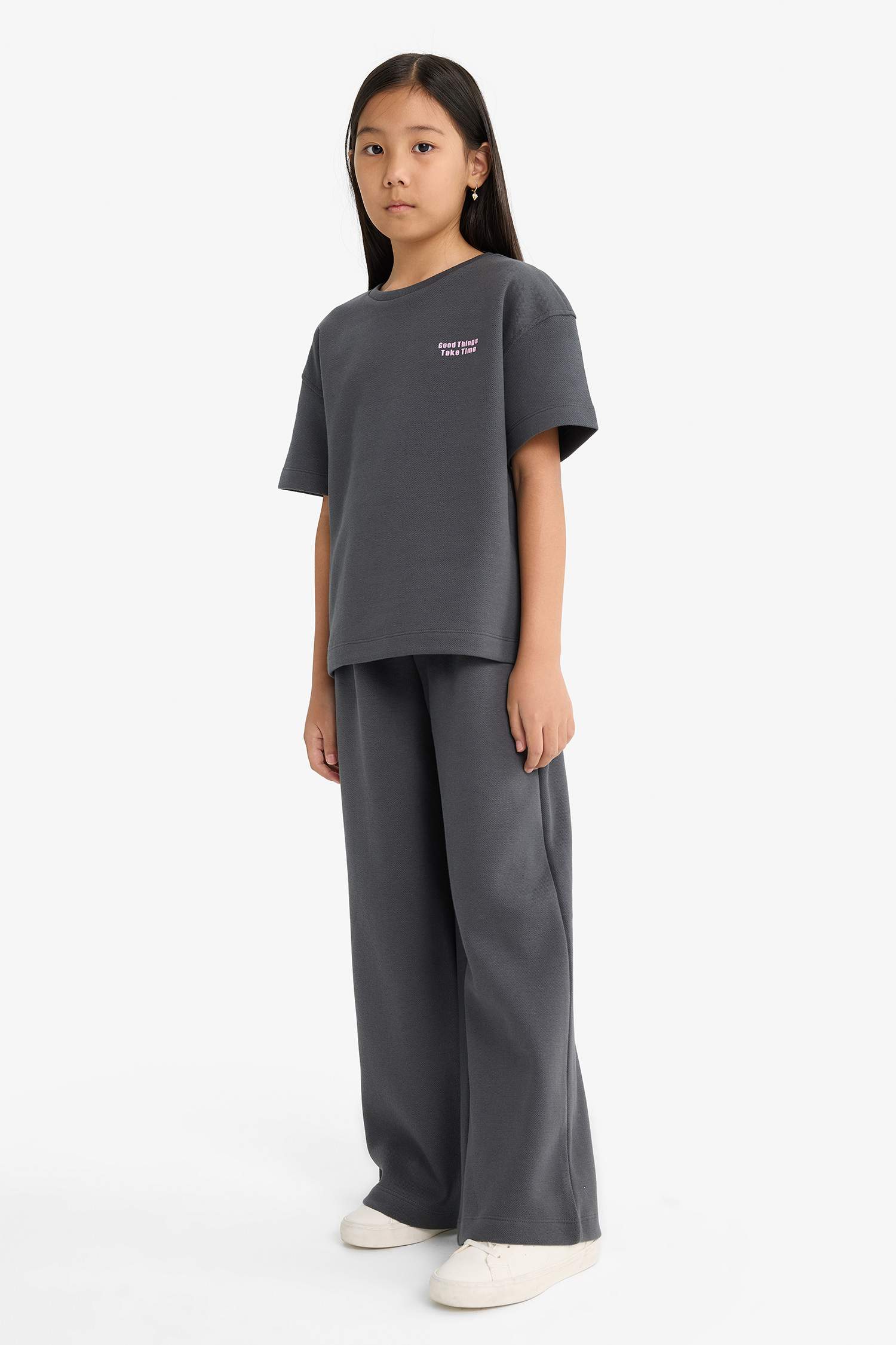 سيت بناتي تيشيرت وبنطلون بجامة - قطعتين