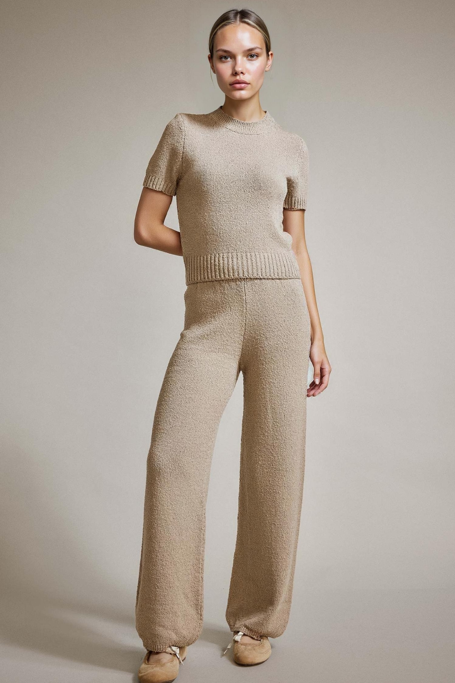 بنطرون قصة مريحة برجل عادي وخصر عادي