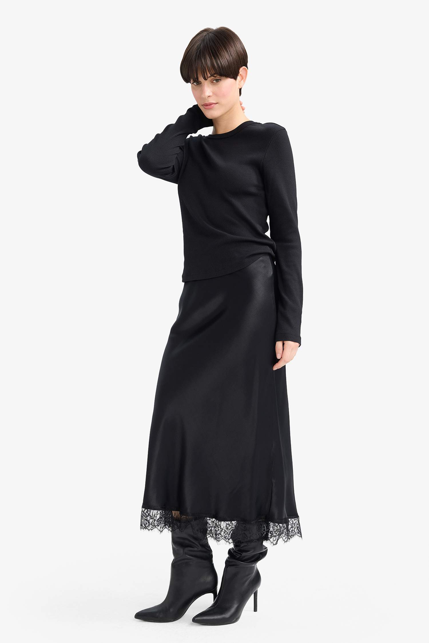 A Cut Satin Normal Waist Midi Skirt