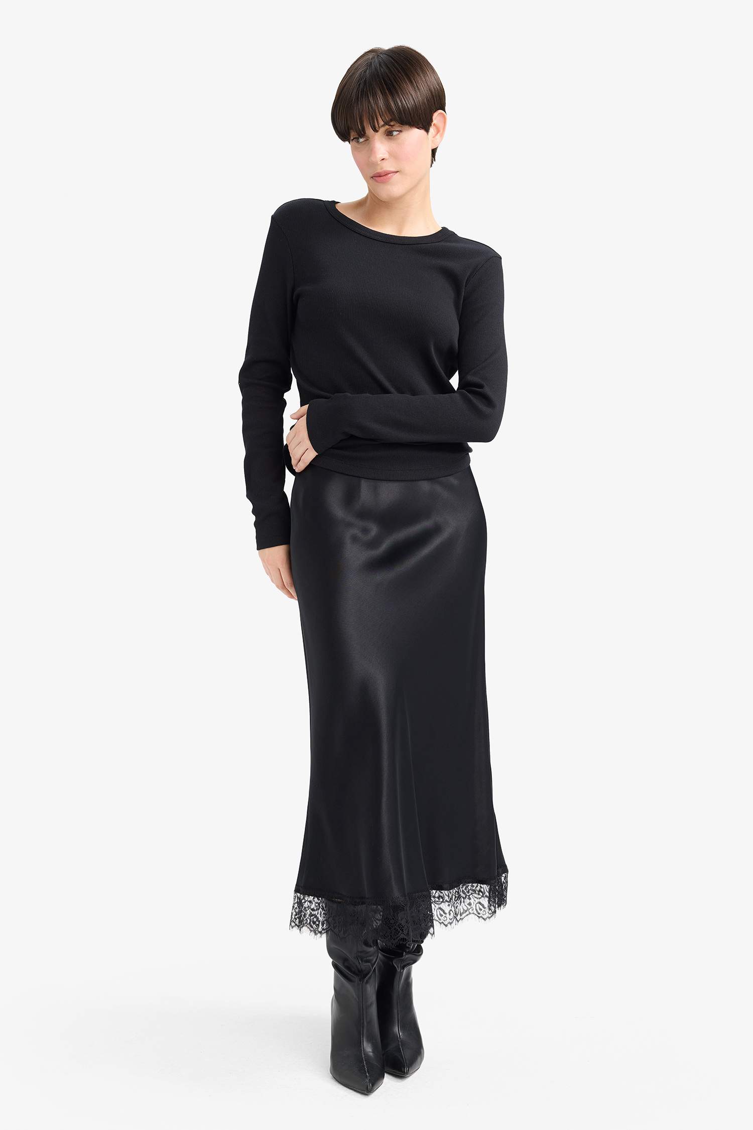 A Cut Satin Normal Waist Midi Skirt