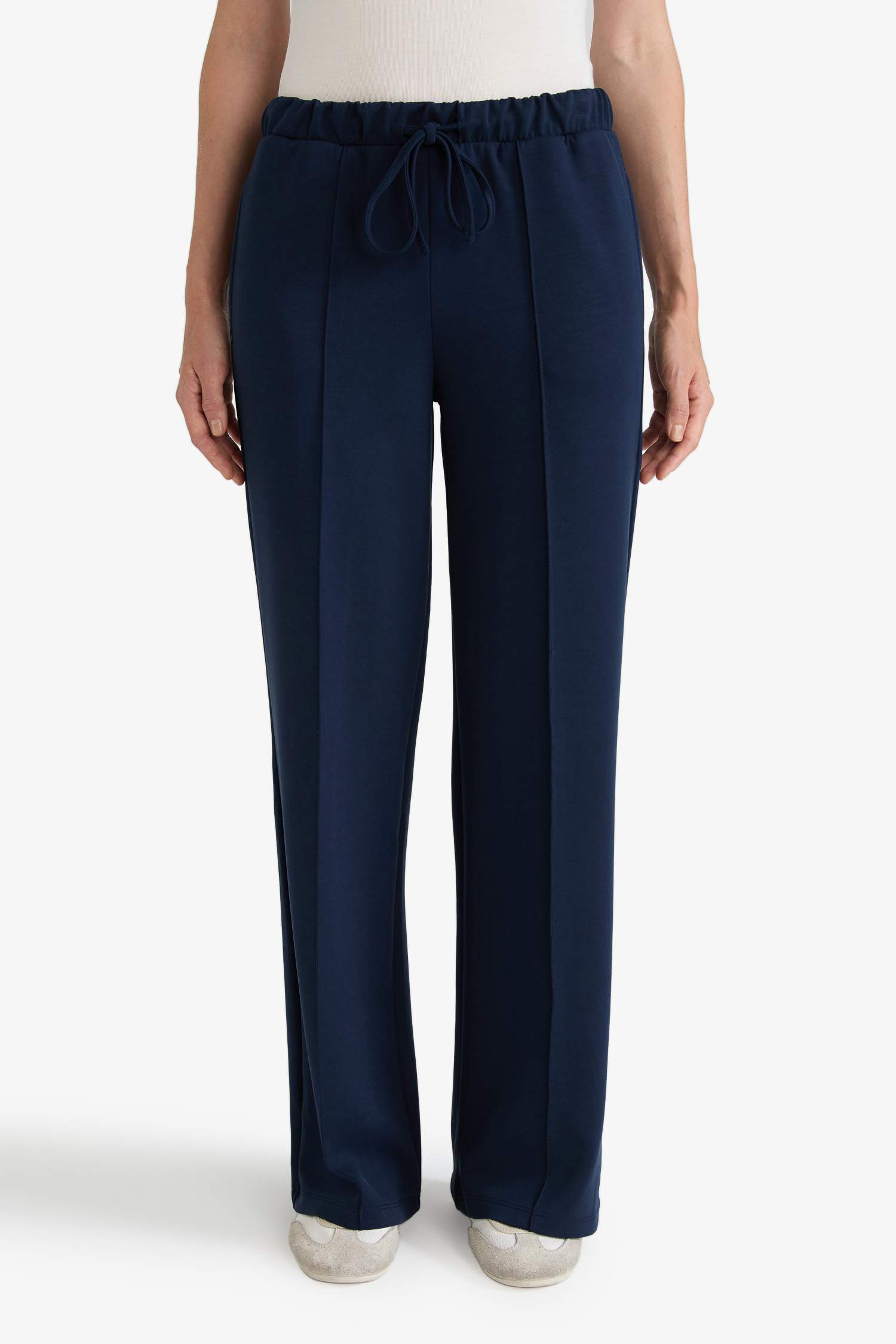 Relax Fit Normal Bel Düz Paça Modal Pantolon