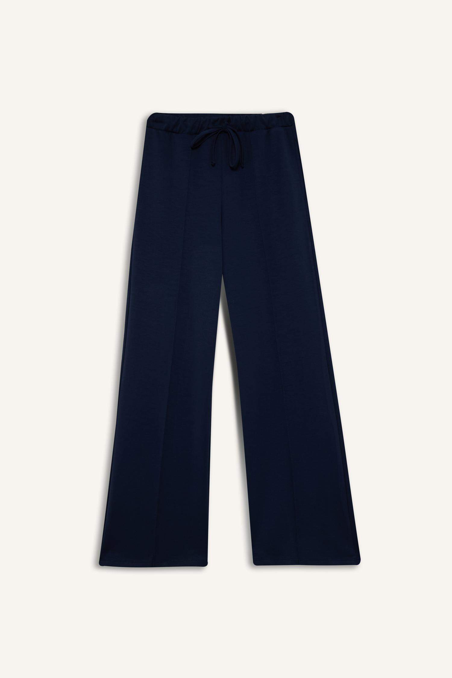 Relax Fit Normal Bel Düz Paça Modal Pantolon