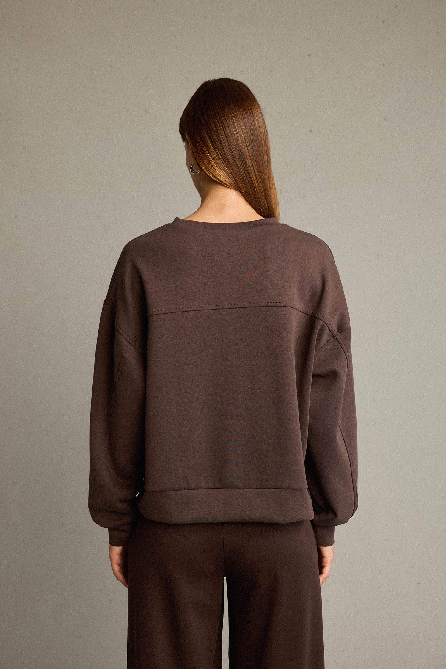 سويت شيرت مودال بياخة مستديرة