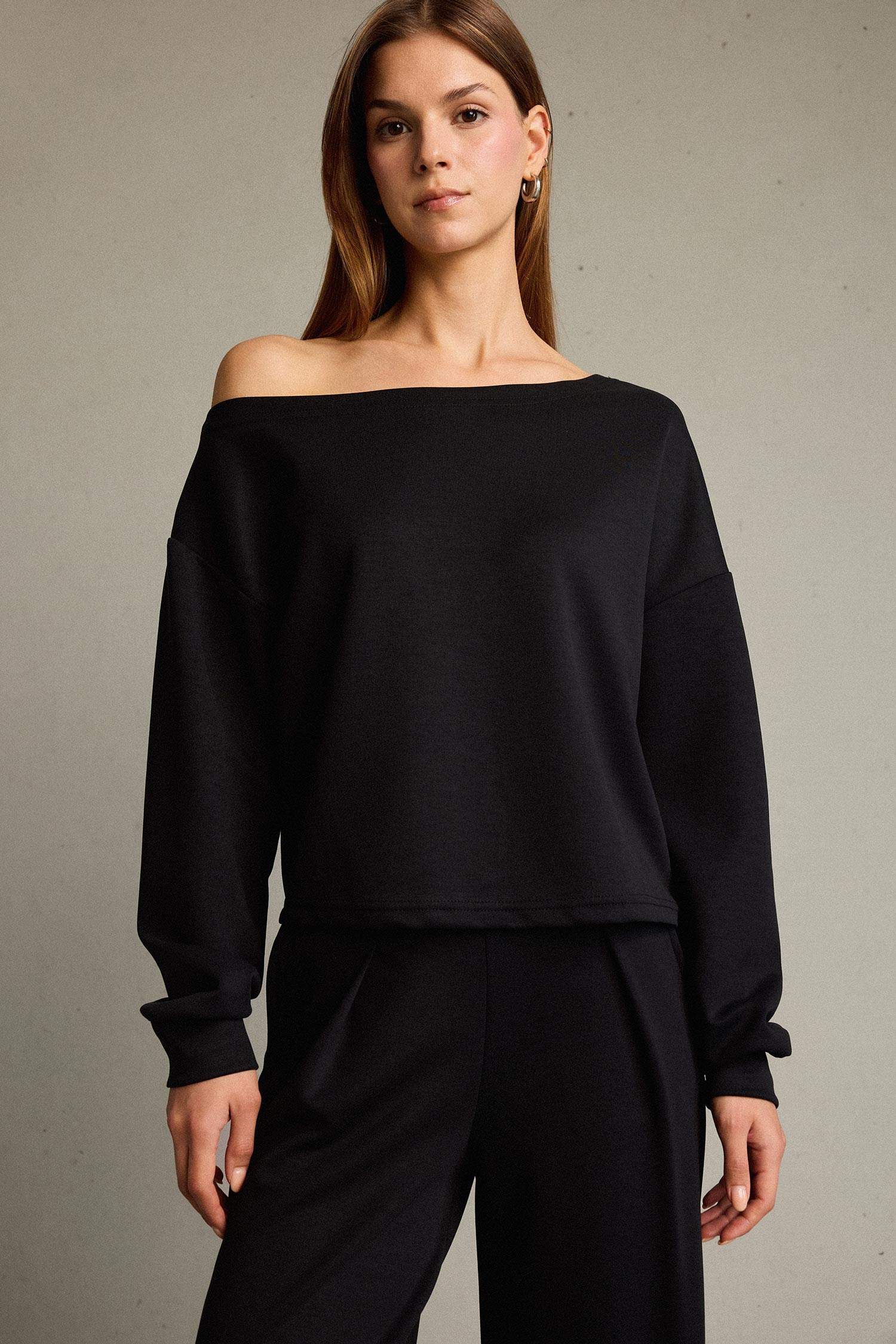 Kayık Yaka Modal Sweatshirt