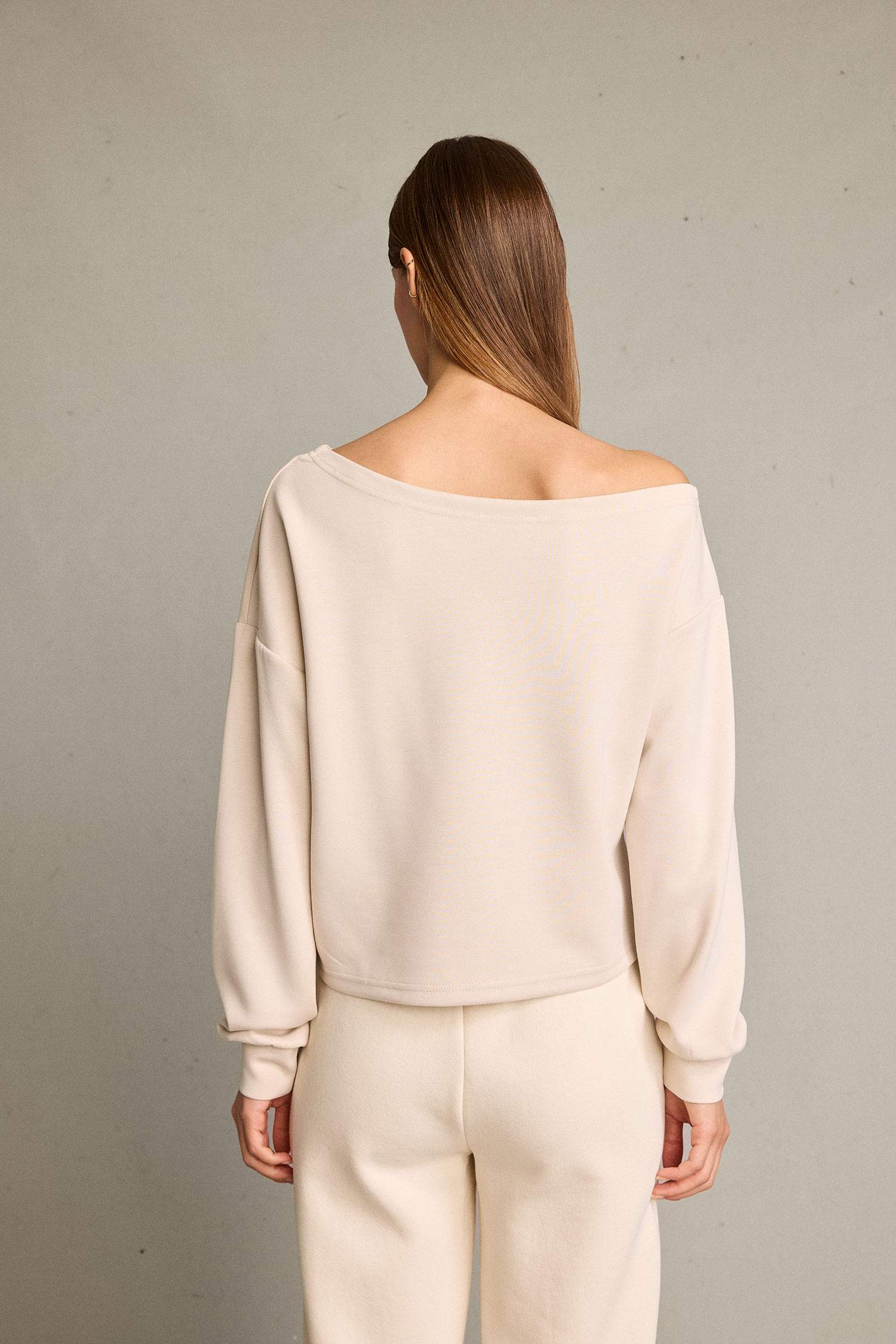 Kayık Yaka Modal Sweatshirt