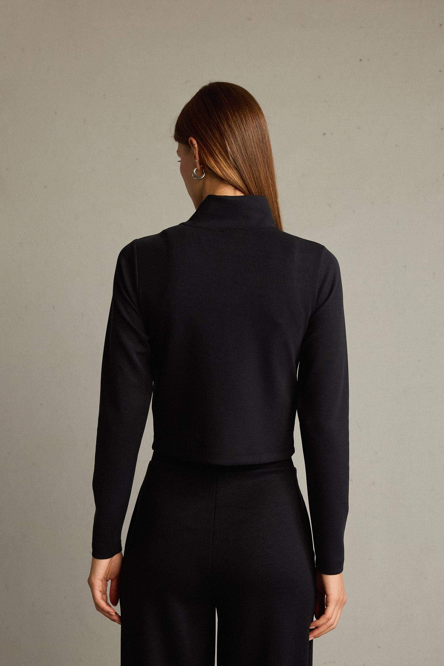 Yarım Balıkçı Yaka Modal Fermuarlı Sweatshirt