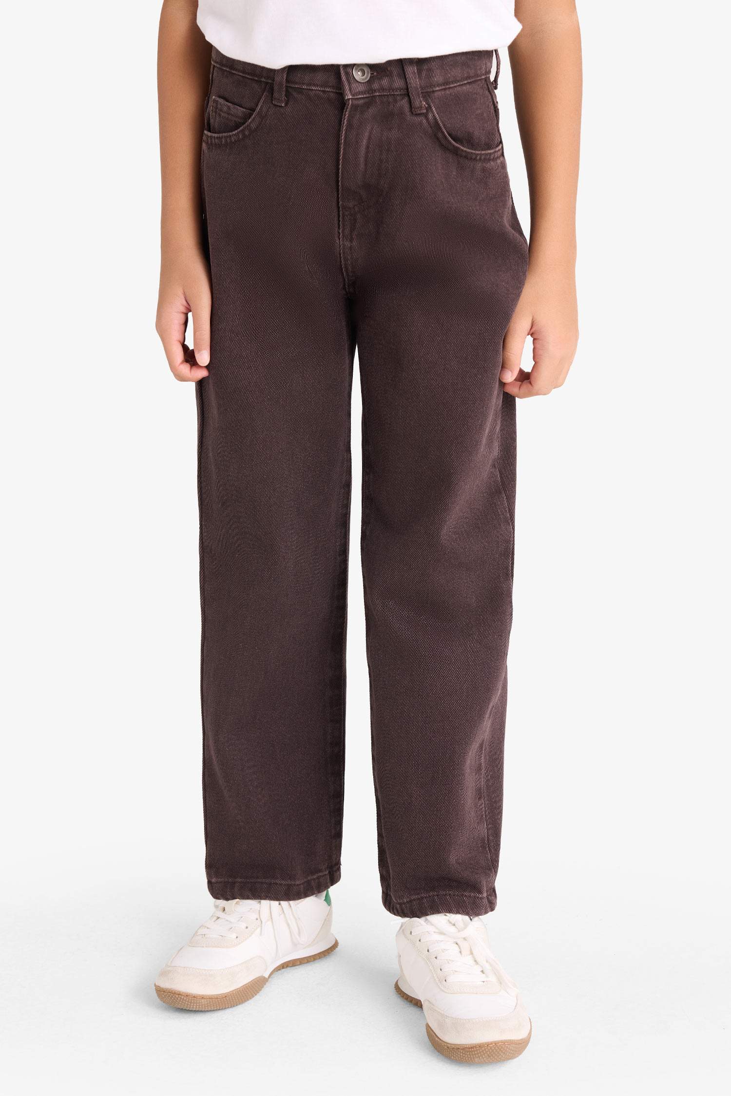 بنطرون جينز ولادي وايد ليج برجل عادية