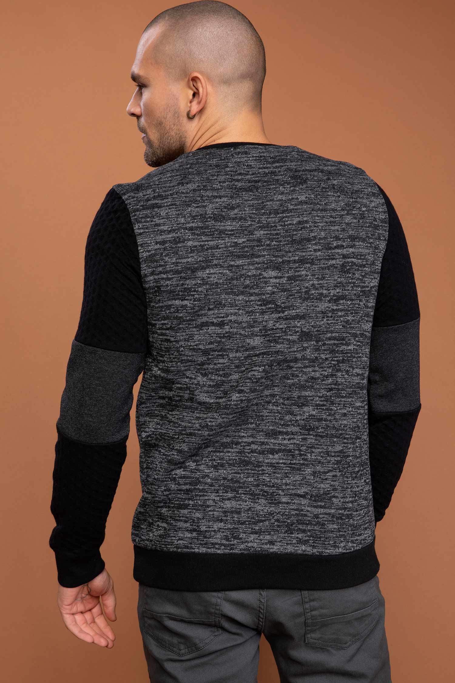 Defacto Trend Sweatshirt. 4