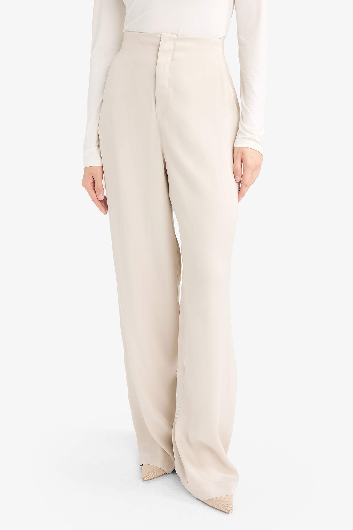 Regular Fit Cepli Bilek Boy Saten Pantolon