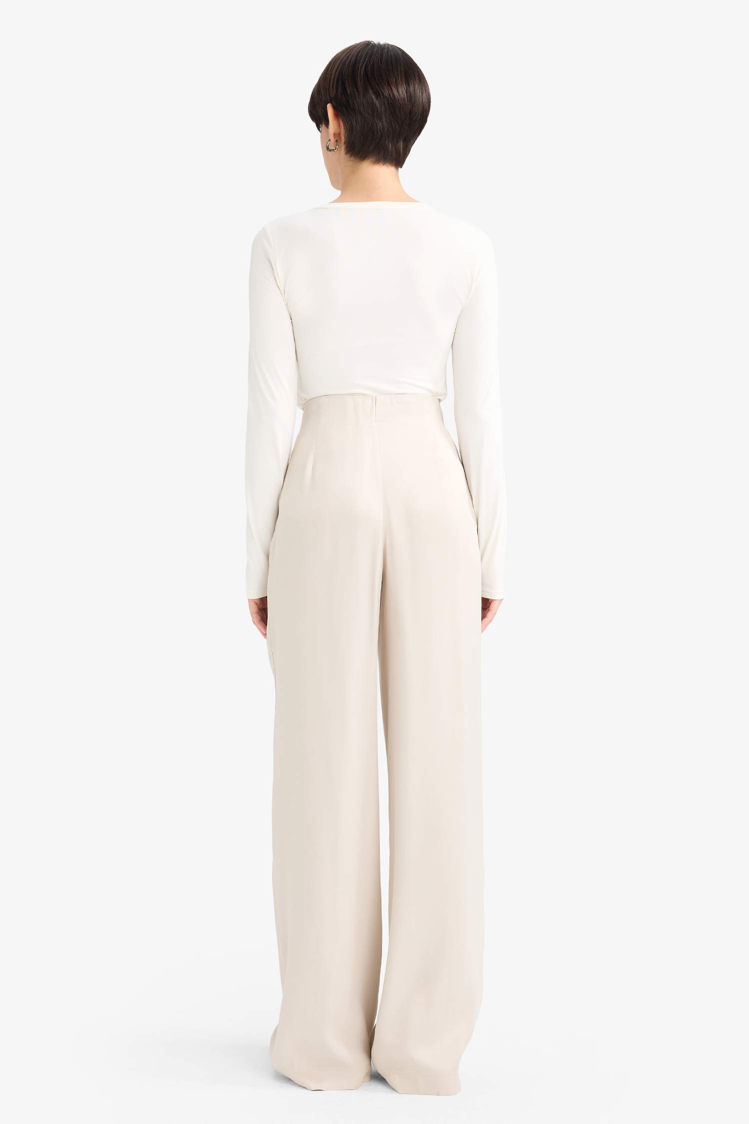 Regular Fit Cepli Bilek Boy Saten Pantolon