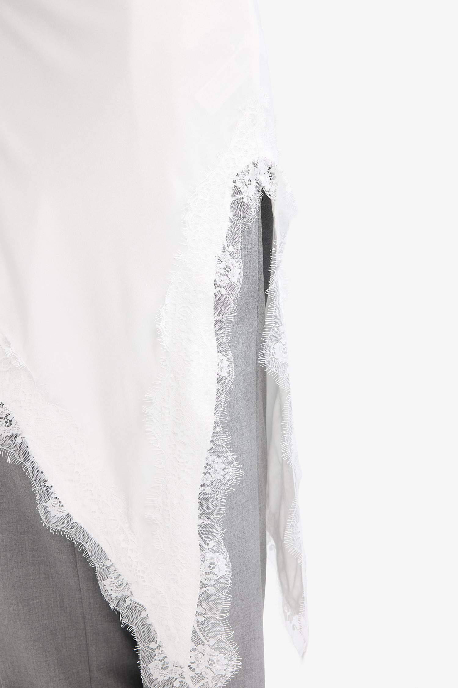 Regular Fit V-Neck Sleeveless Blouse