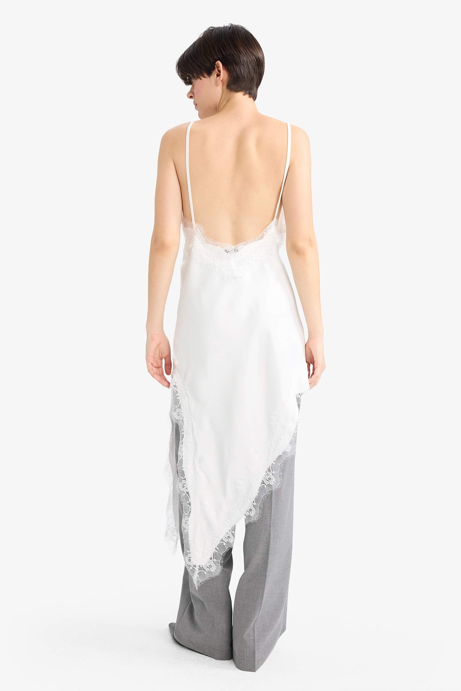 Regular Fit V-Neck Sleeveless Blouse