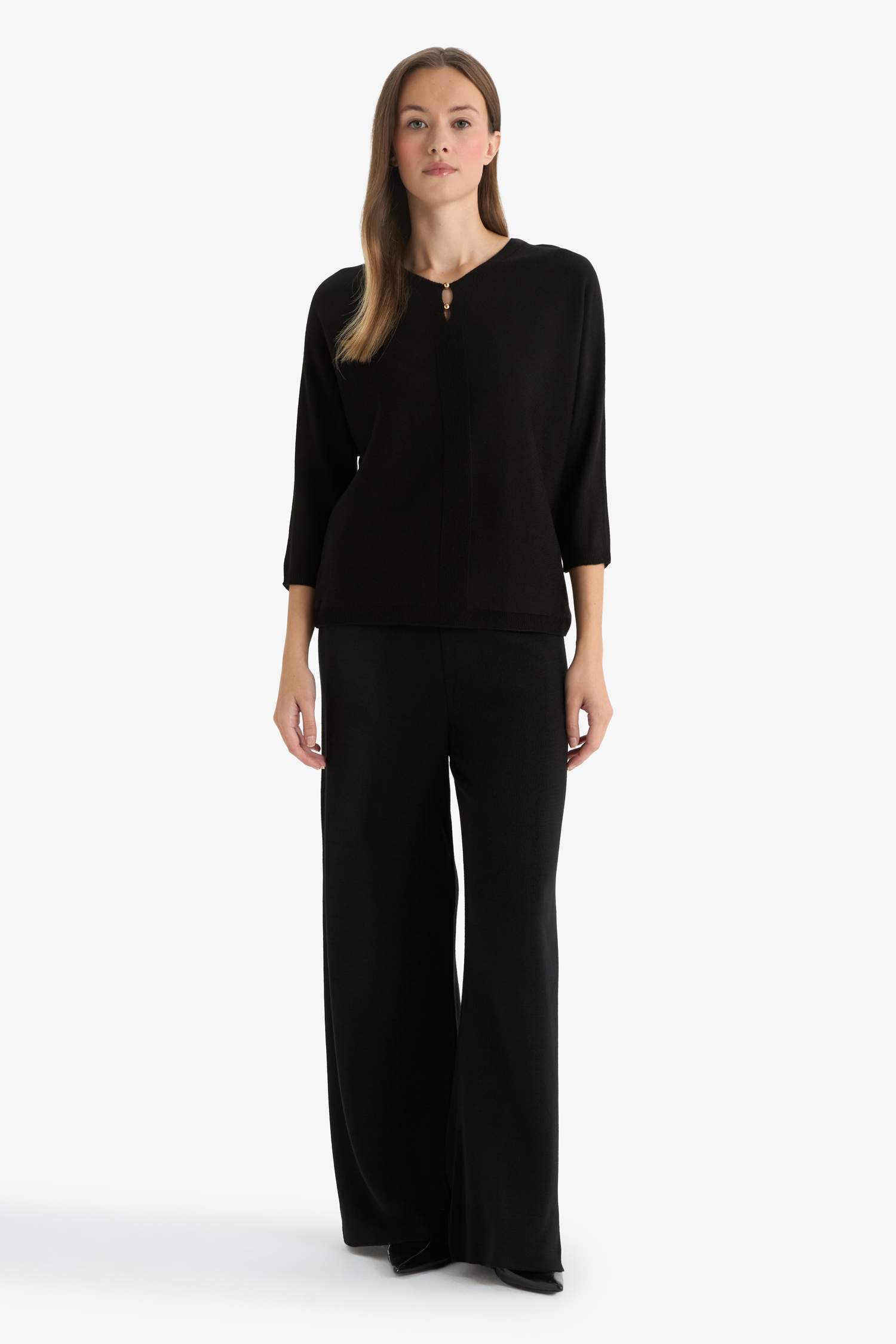 بلوفر تريكو بياقة V